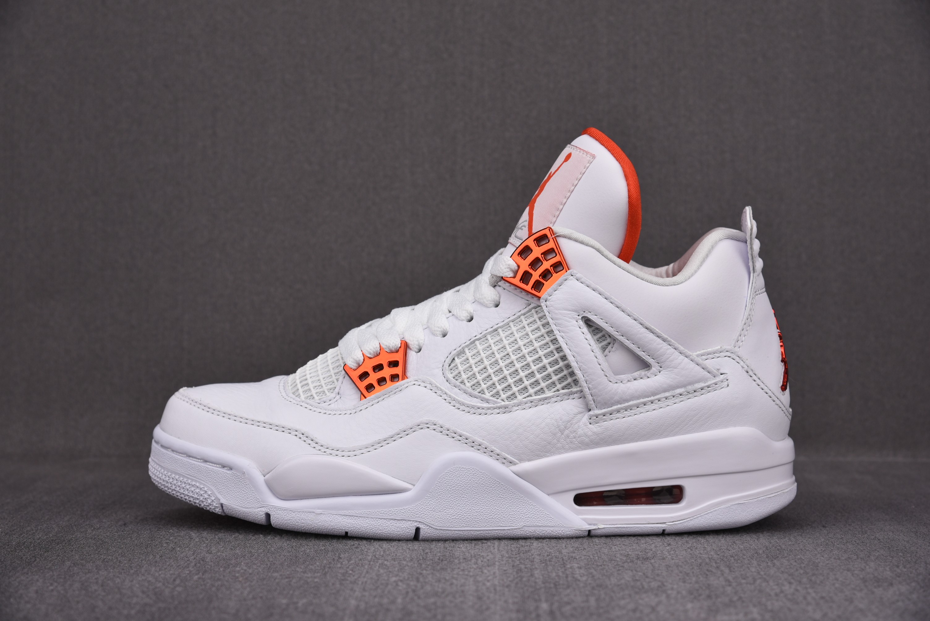 Jordan 4 Retro Metallic Orange