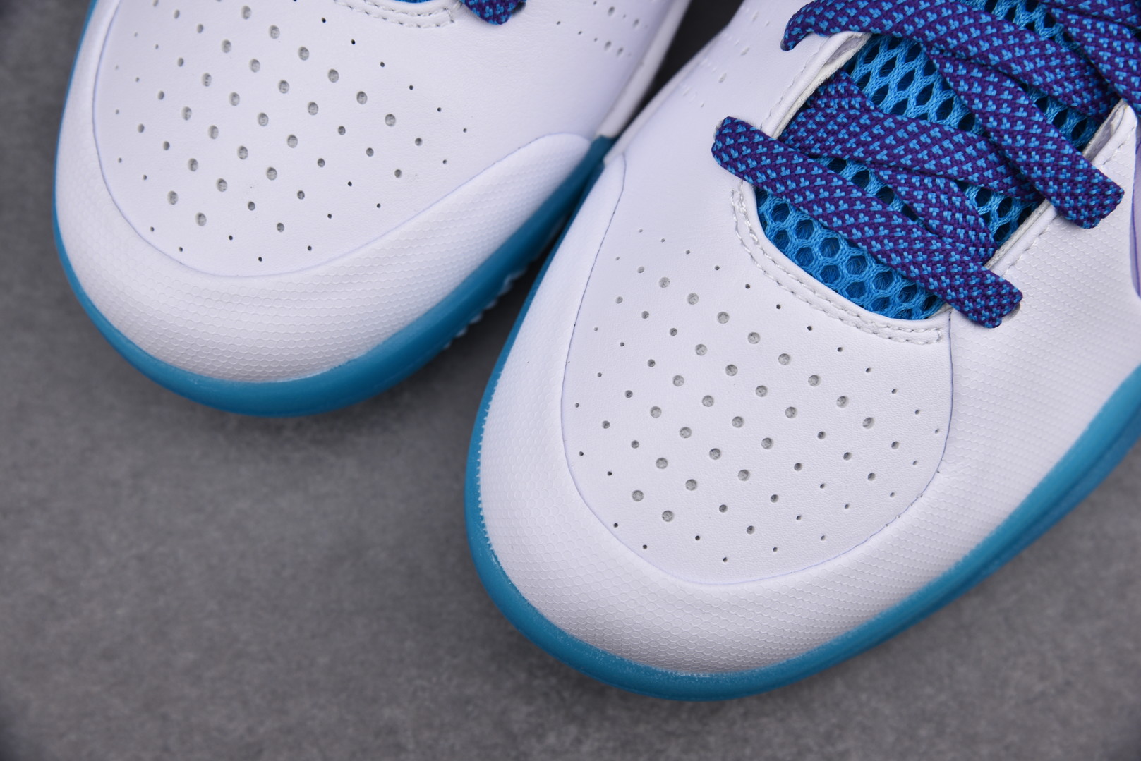 Nike Kobe 4 Protro Draft Day Hornets