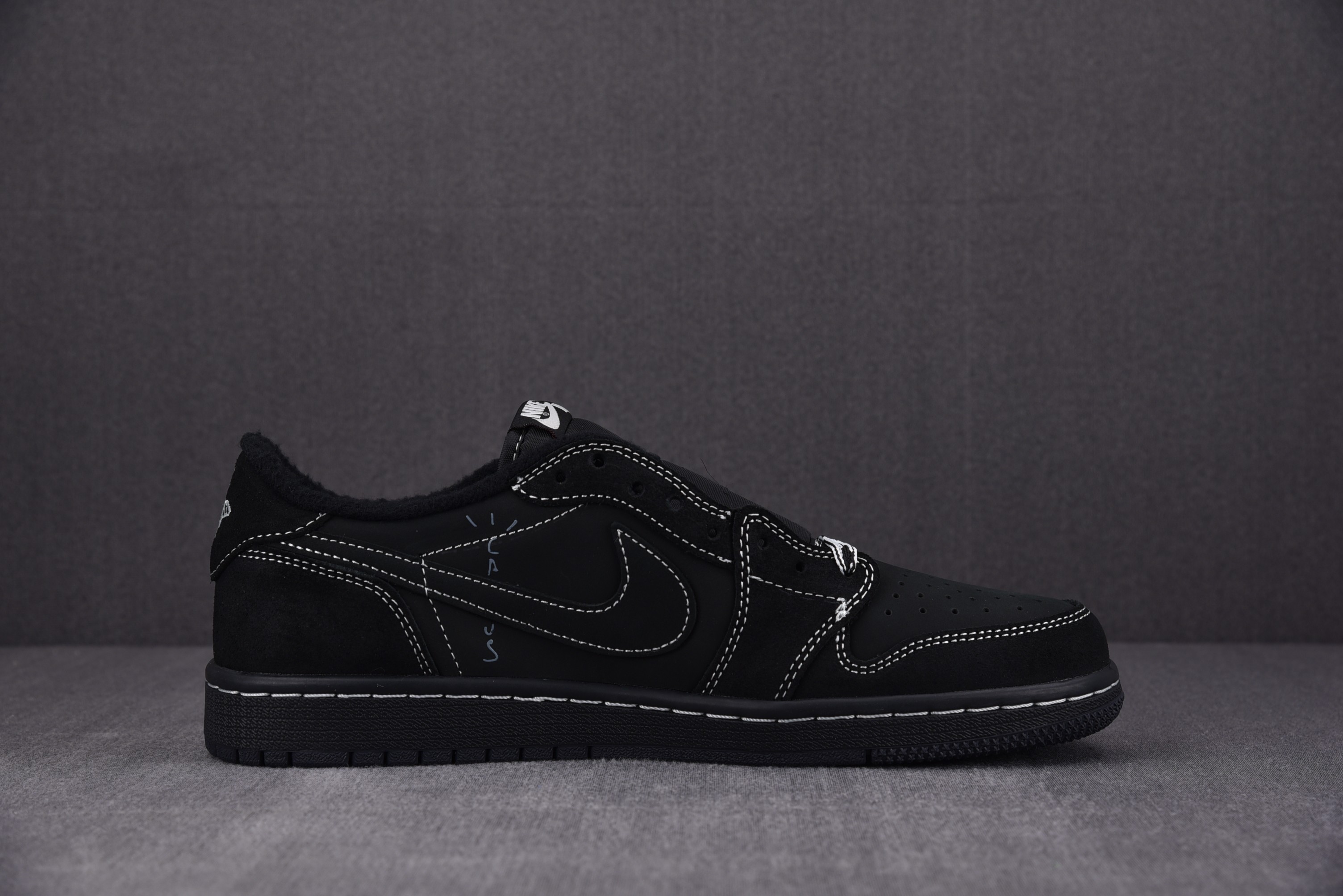 Jordan 1 Retro Low OG SP Travis Scott Black Phantom