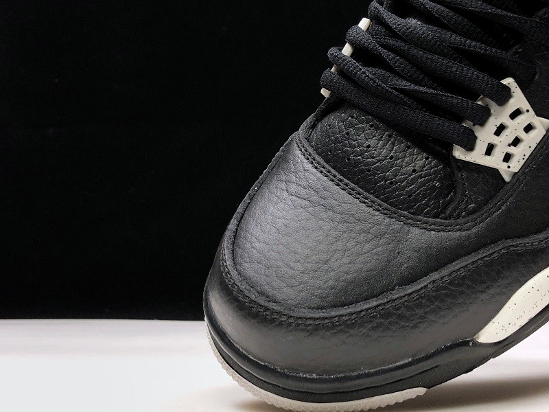 Jordan 4 Retro Oreo