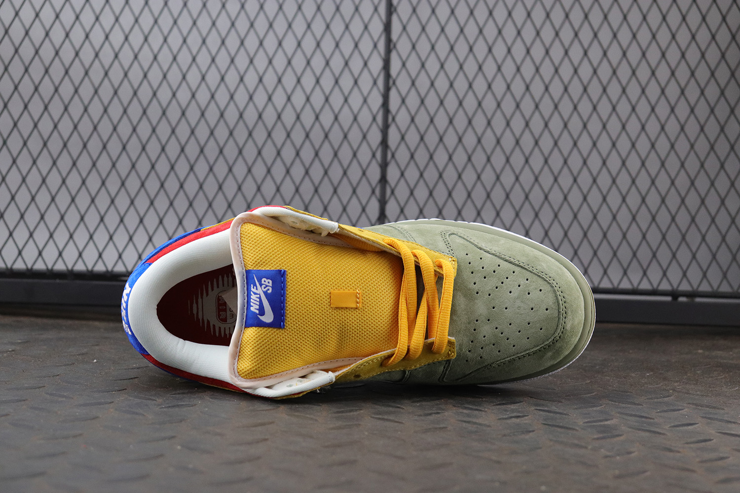 Nike SB Dunk Low Puff N Stuff