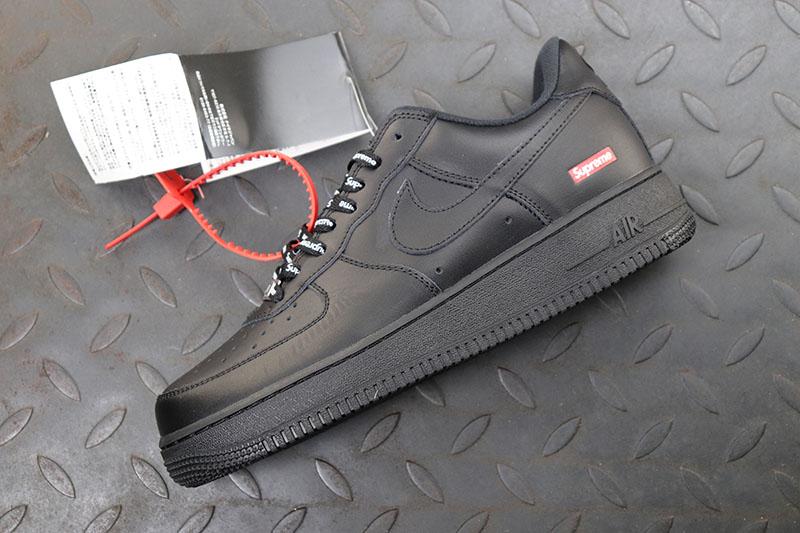 Nike Air Force 1 Low Supreme Black