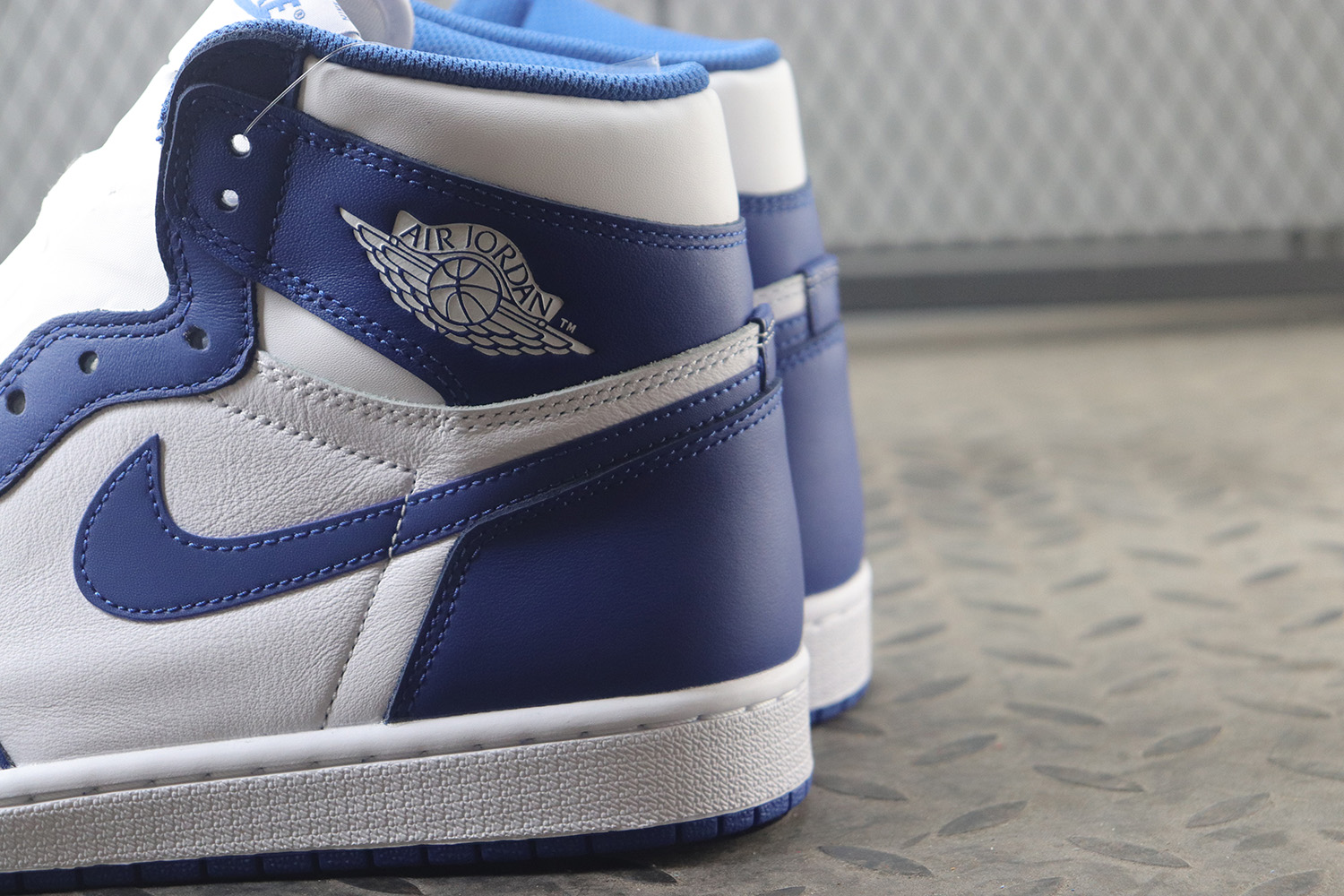 Air Jordan 1 Retro High OG Storm Blue