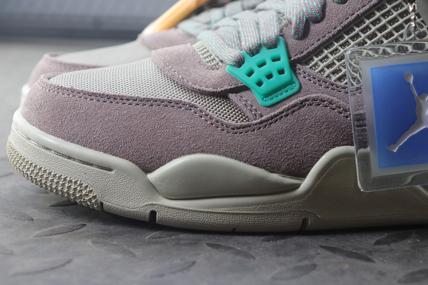 Jordan 4 Retro SP 30th Anniversary Union Taupe Haze