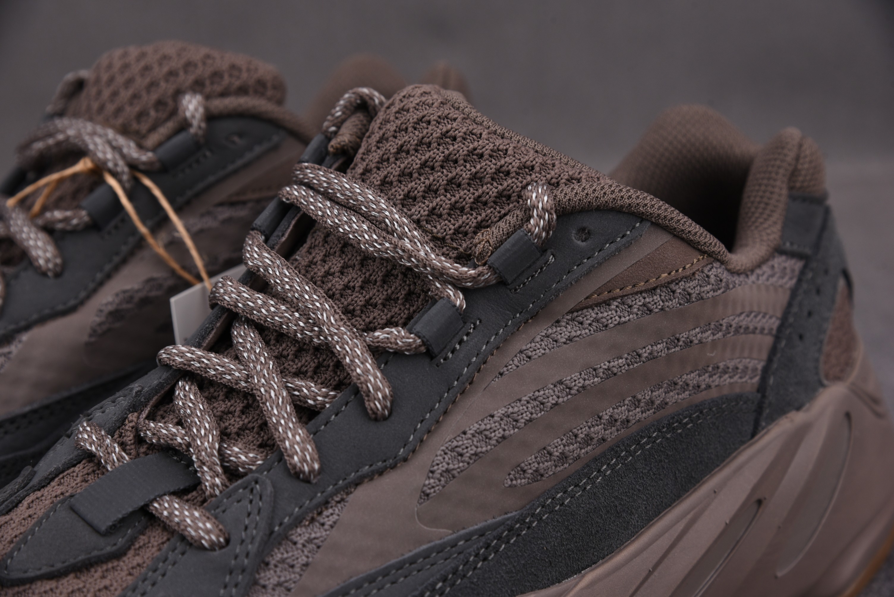 adidas Yeezy Boost 700 V2 Mauve