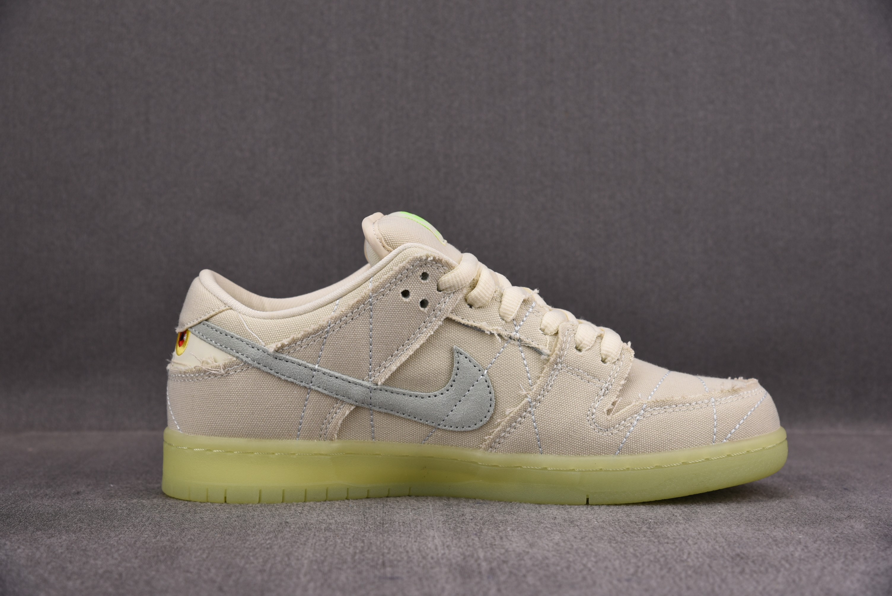 Nike SB Dunk Low Mummy