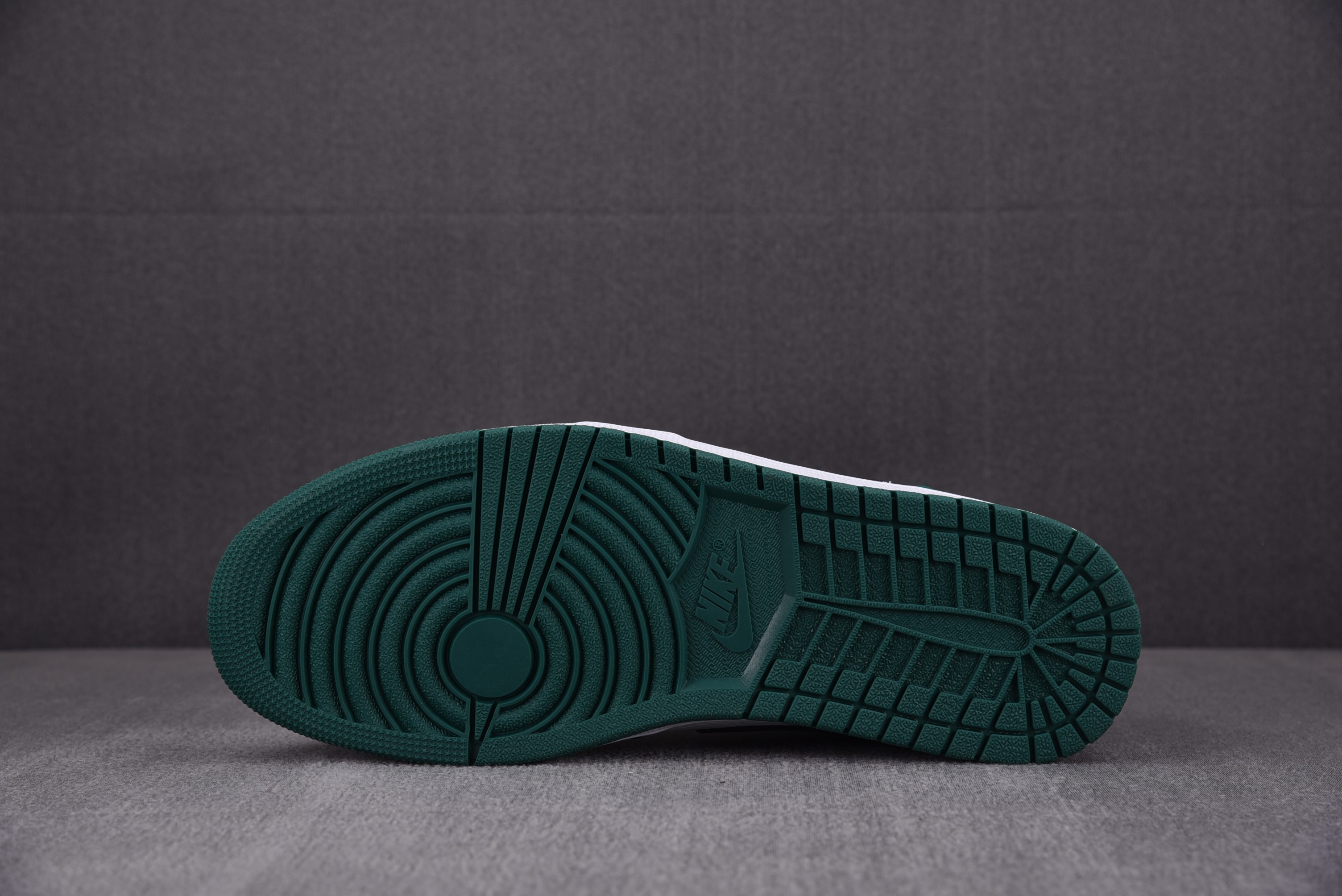 Jordan 1 Low White Black Mystic Green