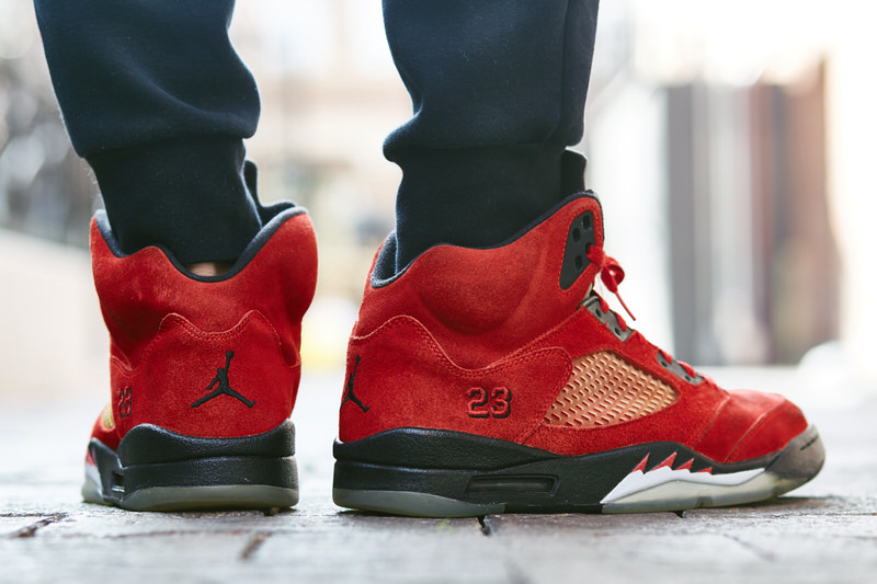 Jordan 5 Retro Raging Bull Red （Wood Box）