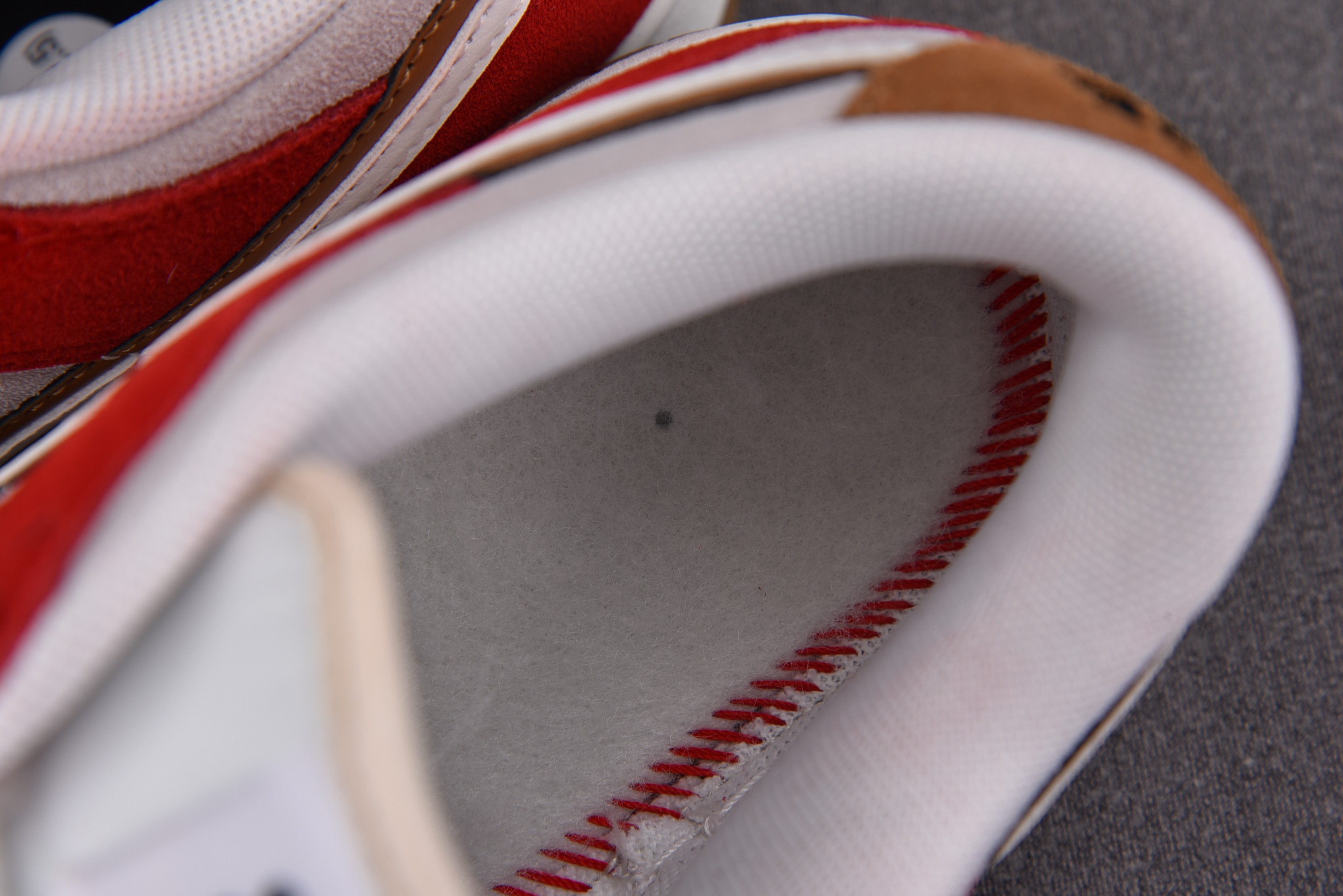 Nike SB Dunk Low 85 Christmas Red White Brown