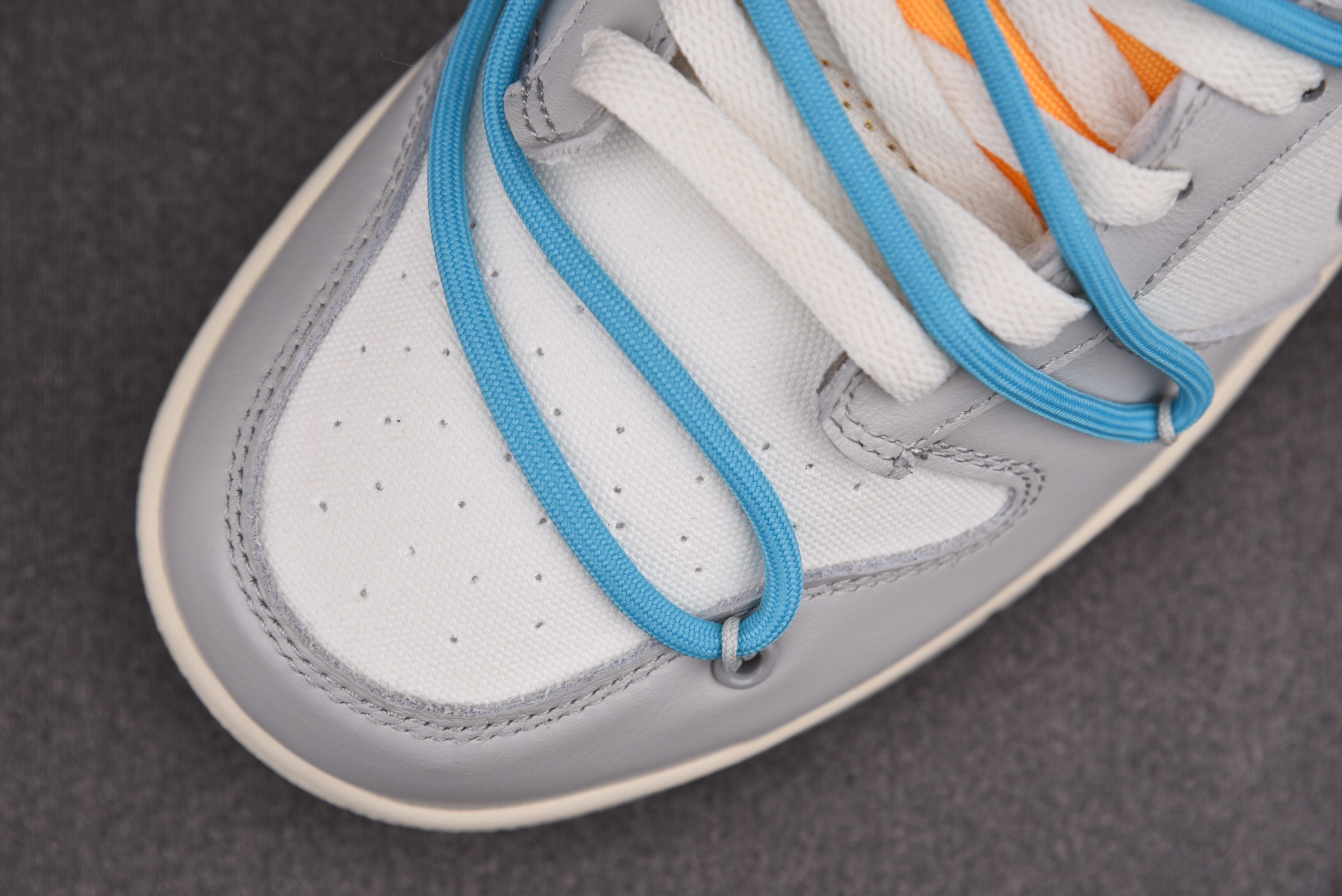 Nike Dunk Low   Lot 2