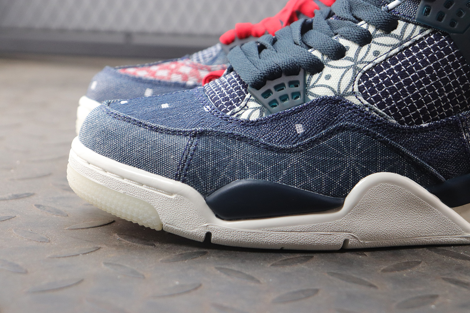 Jordan 4 Retro SE Sashiko