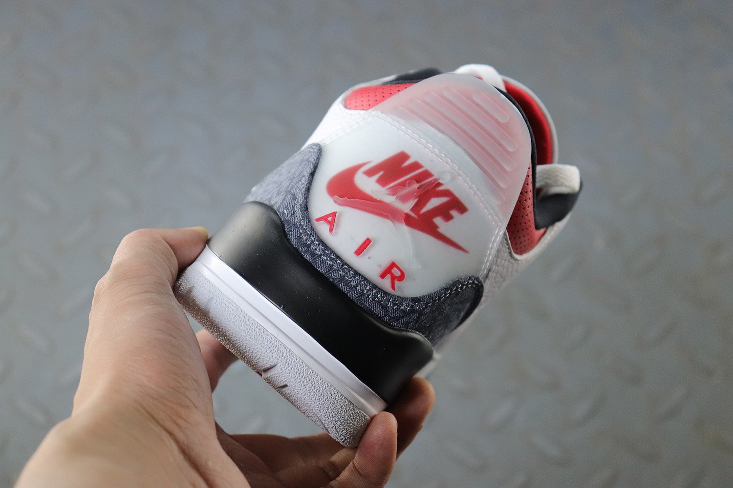 Jordan 3 Retro SE Fire Red Denim