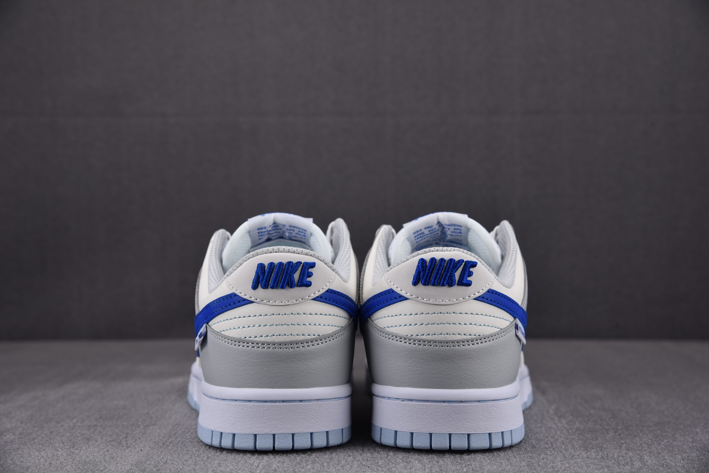 Nike Dunk Low Ivory Hyper Royal
