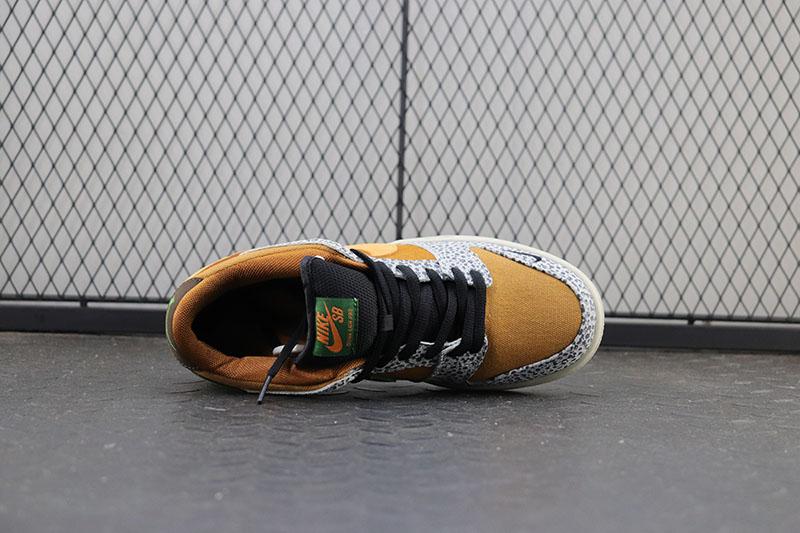 Nike SB Dunk Low Safari