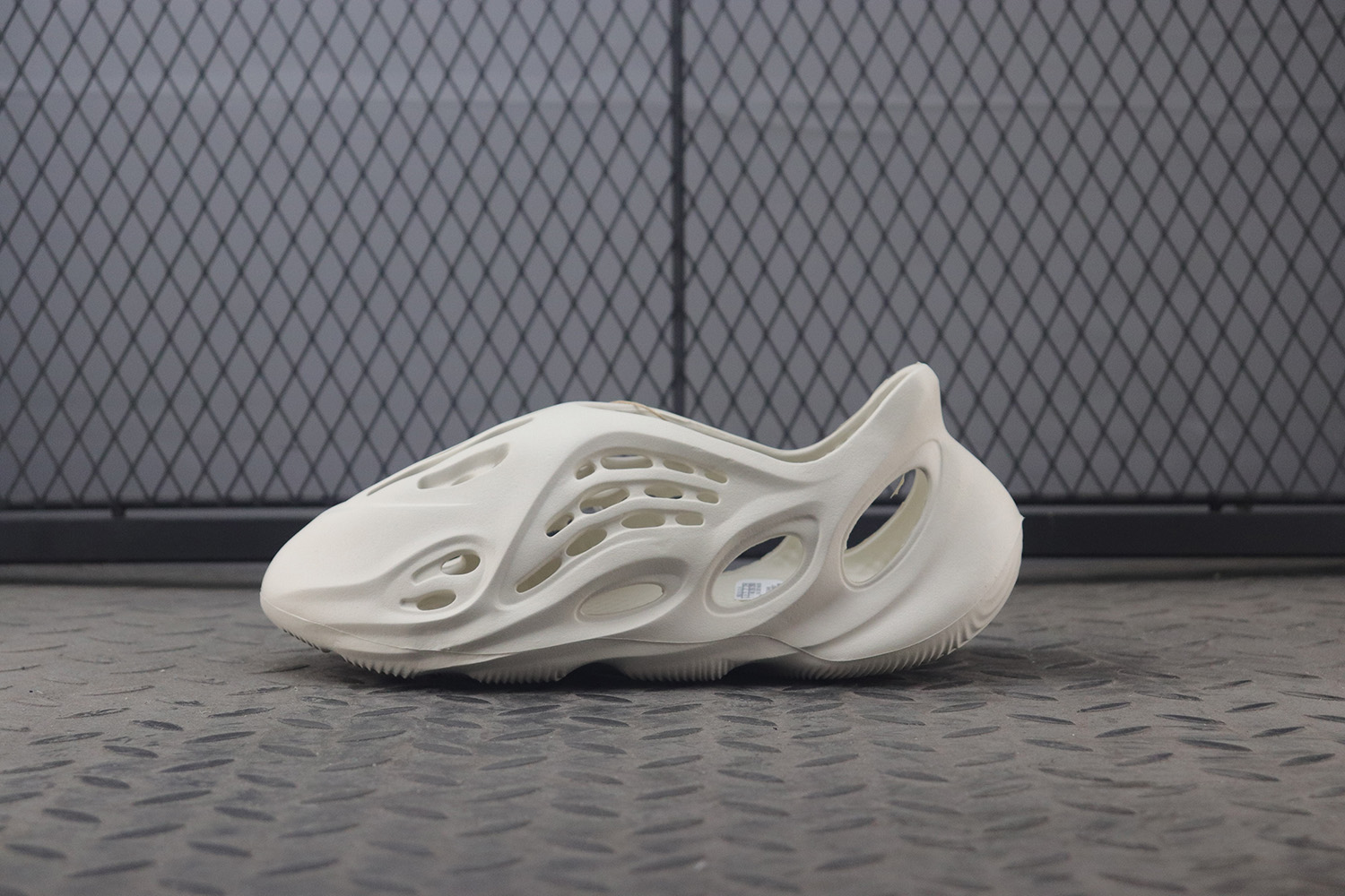 adidas Yeezy Foam RNNR Sand (One Size Smaller!!)