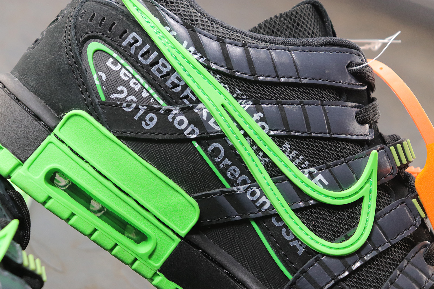 Nike Air Rubber Dunk   Green Strike