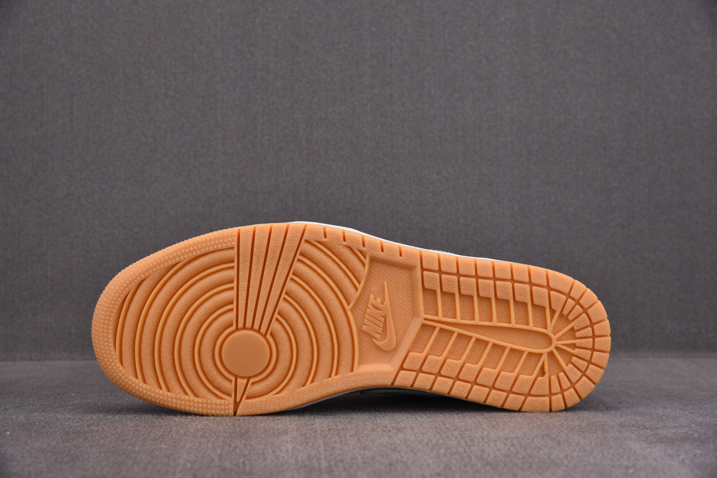 Jordan 1 Low Hemp White