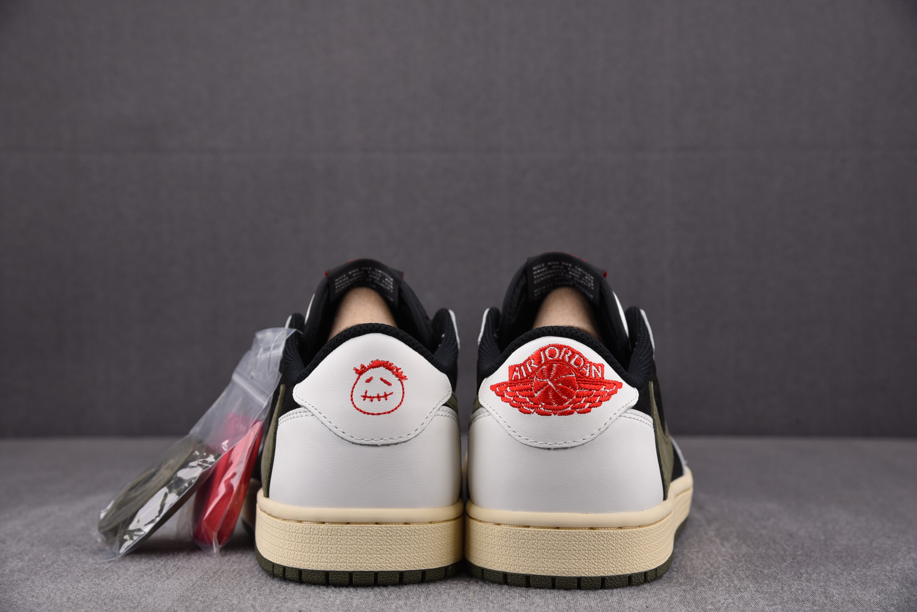 Jordan 1 Retro Low OG SP Travis Scott Olive Dames&Heren