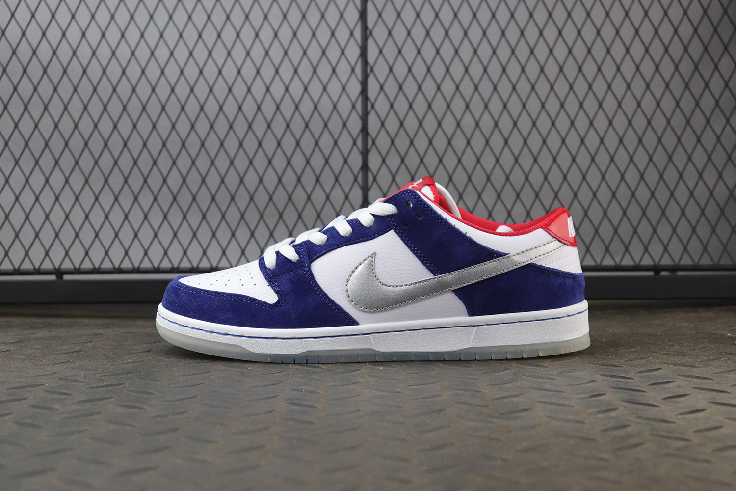 Nike Dunk SB Low Ishod Wair  BMW