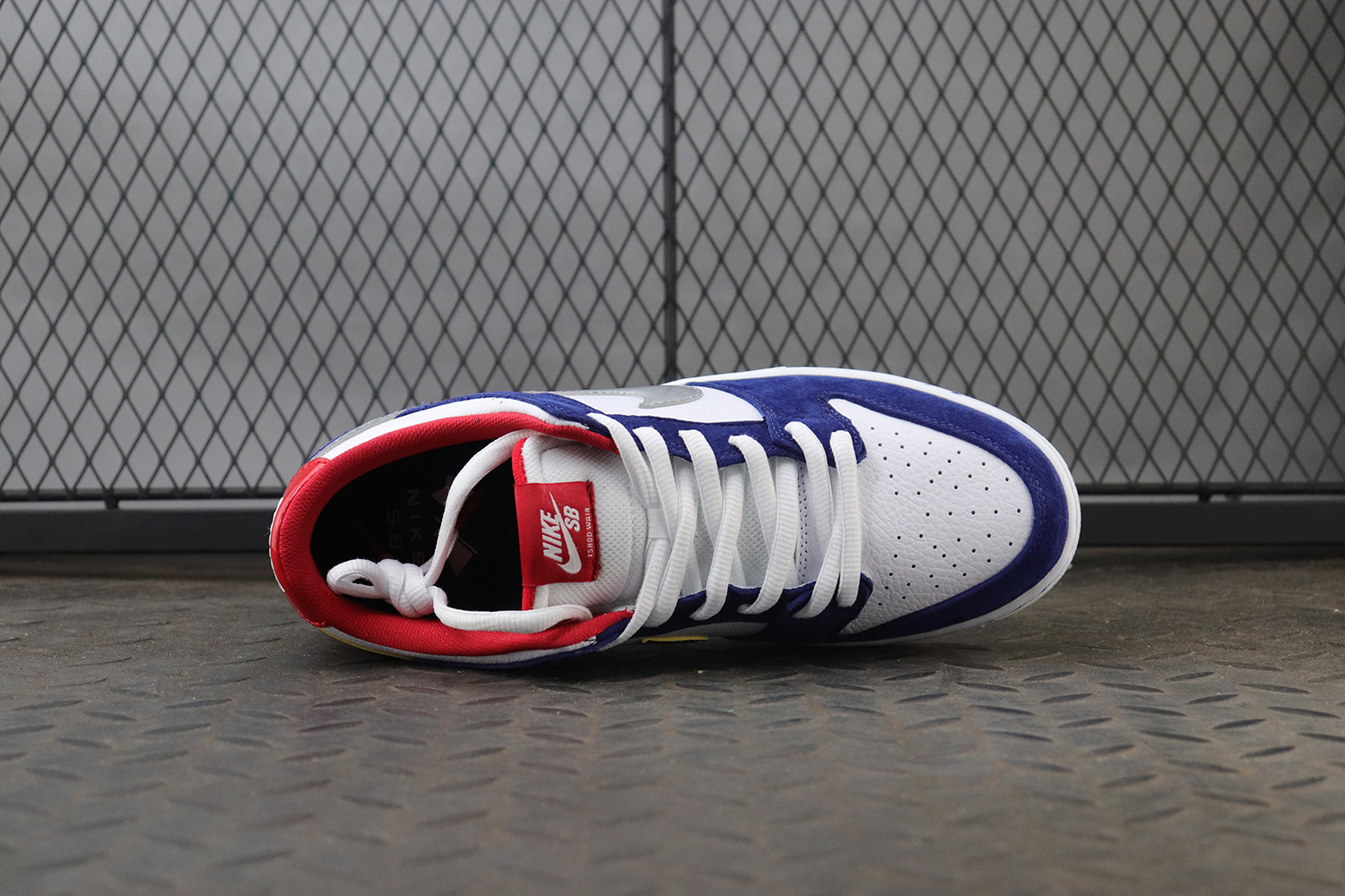 Nike Dunk SB Low Ishod Wair  BMW