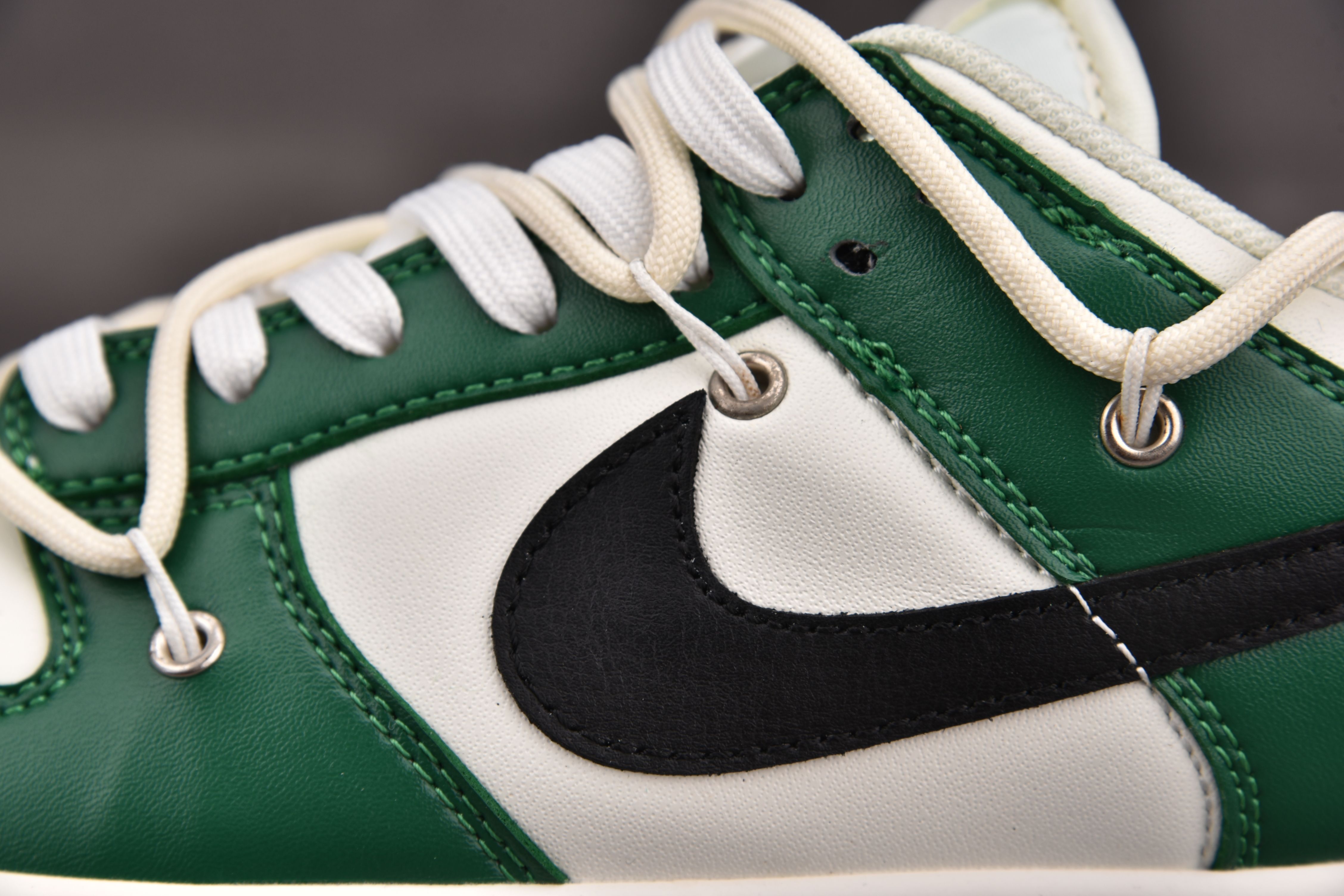 Dunk Low Retro Retro Street Boy Coconut Milk (Custom Sneaker)