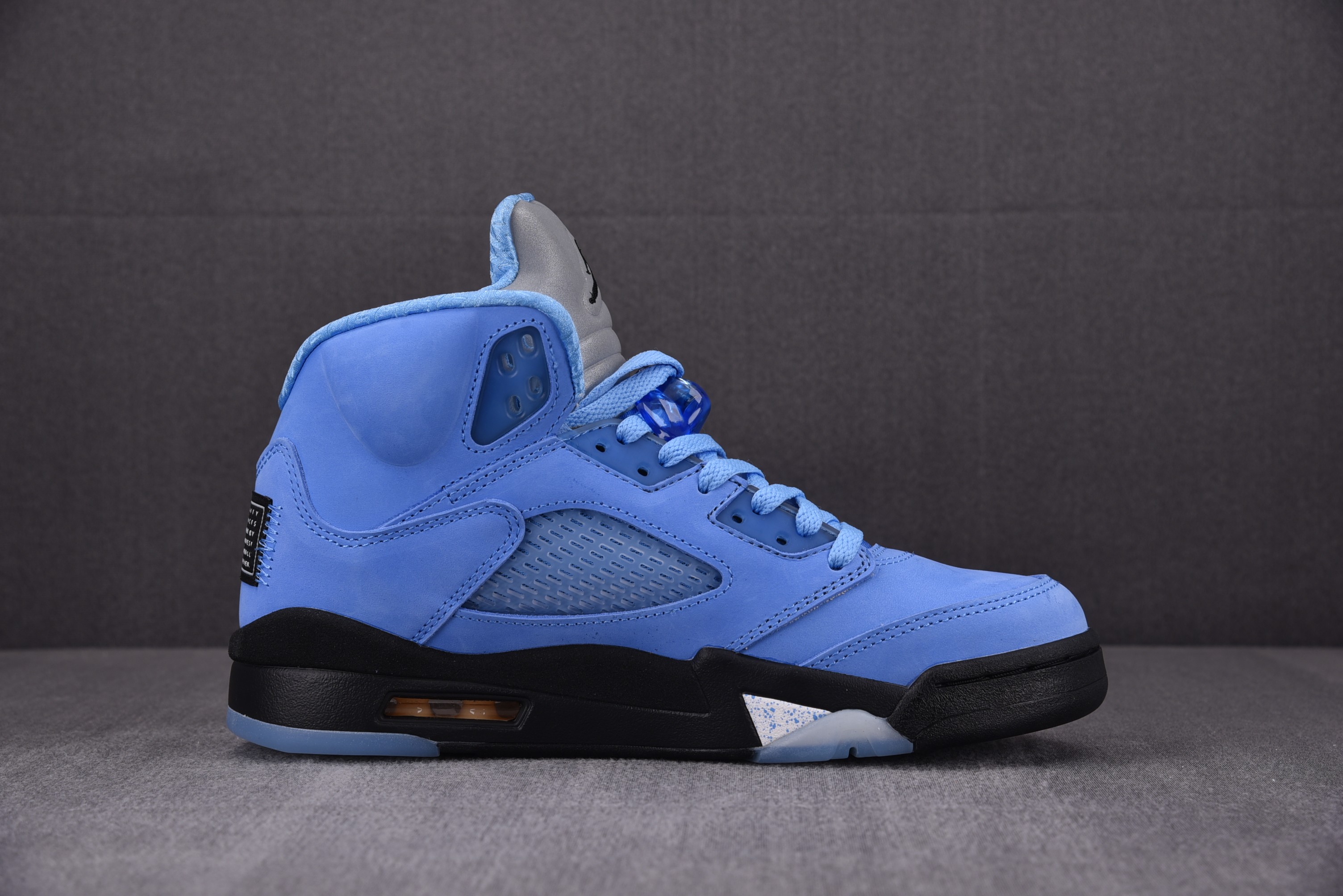 Jordan 5 UNC University Blue