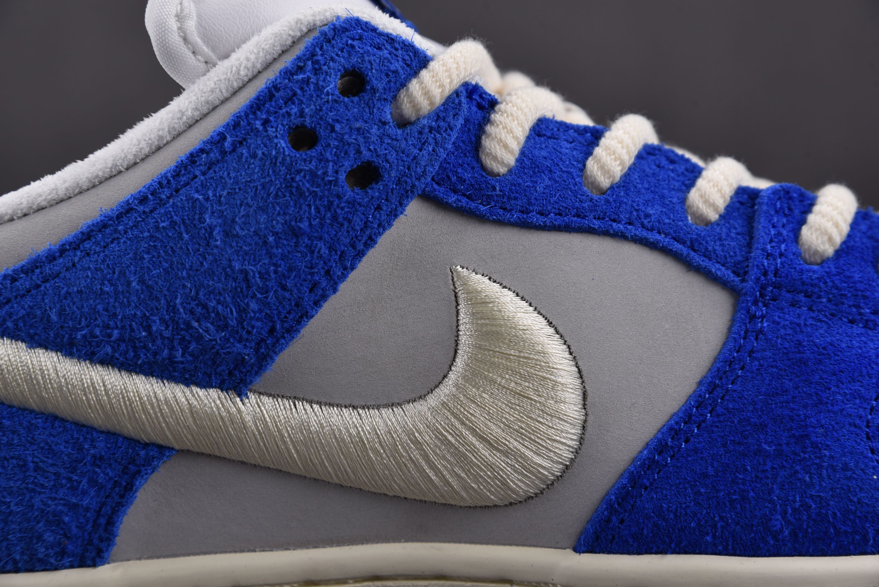 Nike SB Dunk Low Pro Fly Streetwear Gardenia