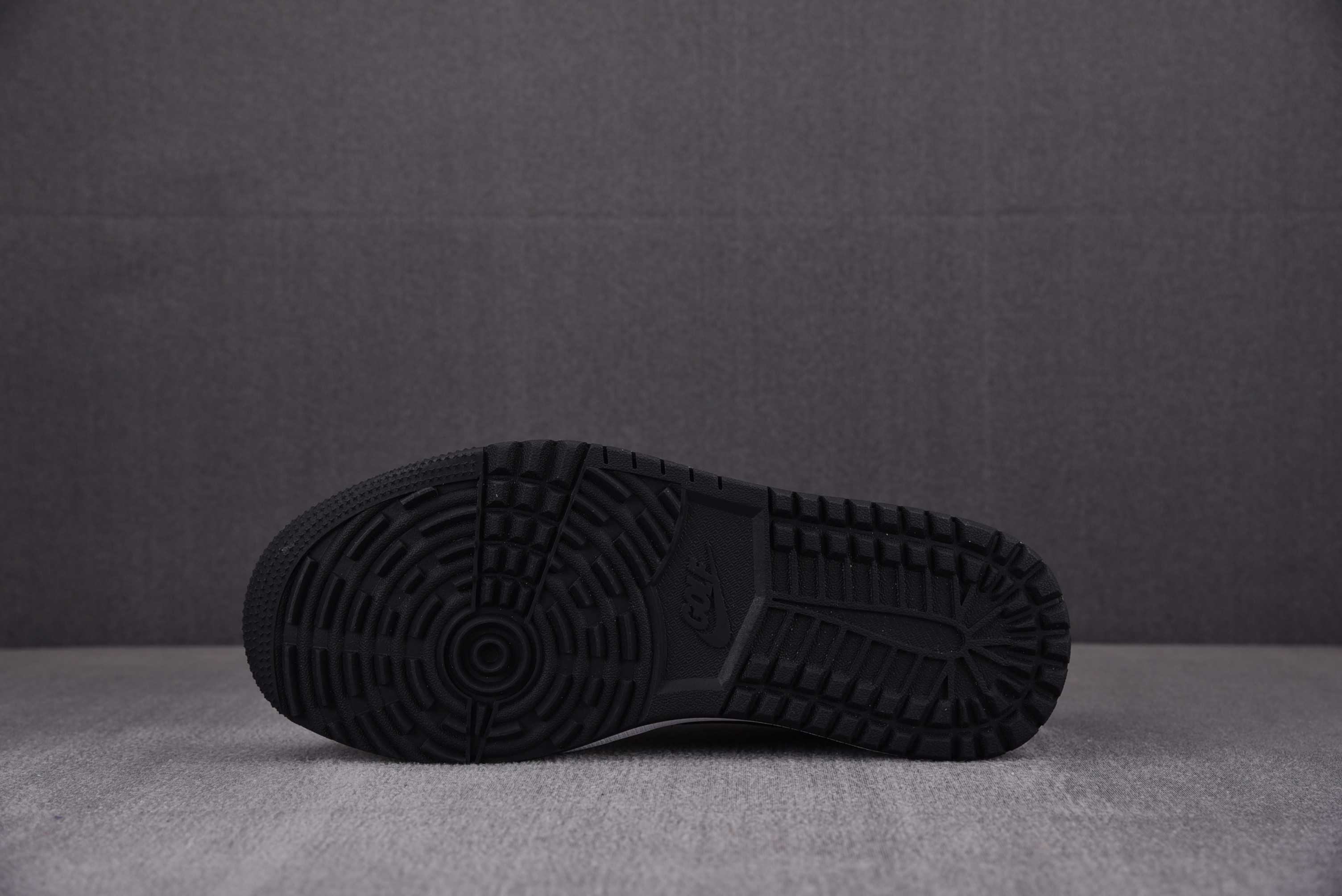 Jordan 1 Retro Low Golf Black Croc