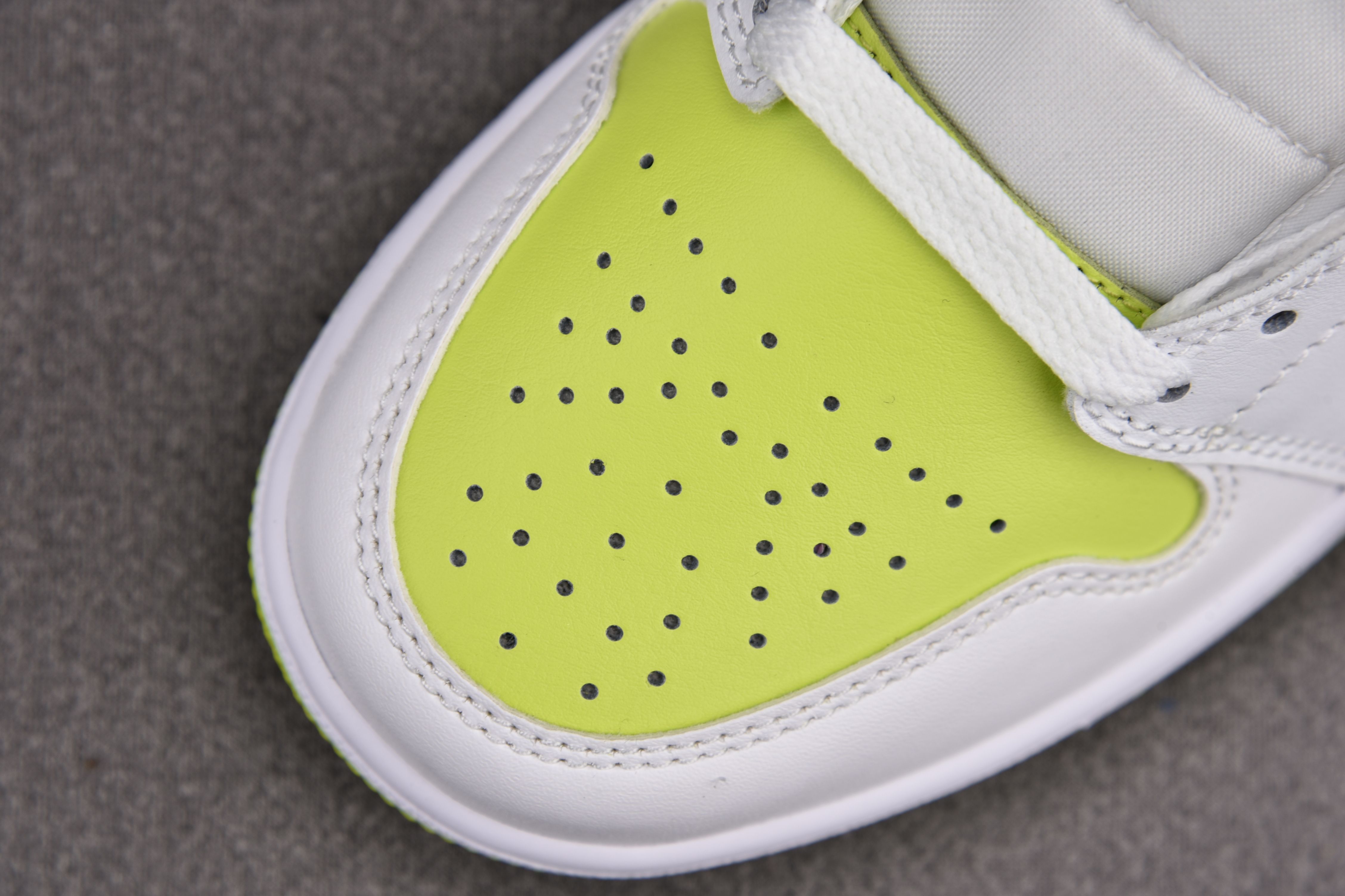 Jordan 1 Mid White Lime (Women Size!!)