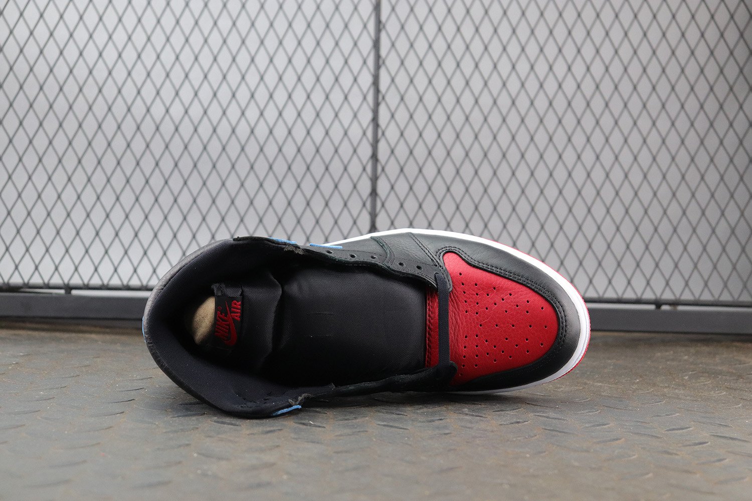 Air Jordan 1 High OG WMNS “UNC to Chicago”