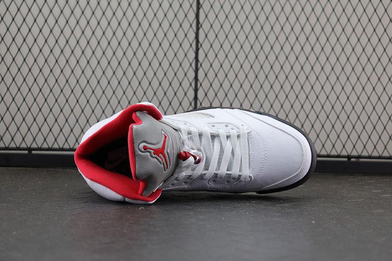 Jordan 5 Retro Fire Red Silver Tongue