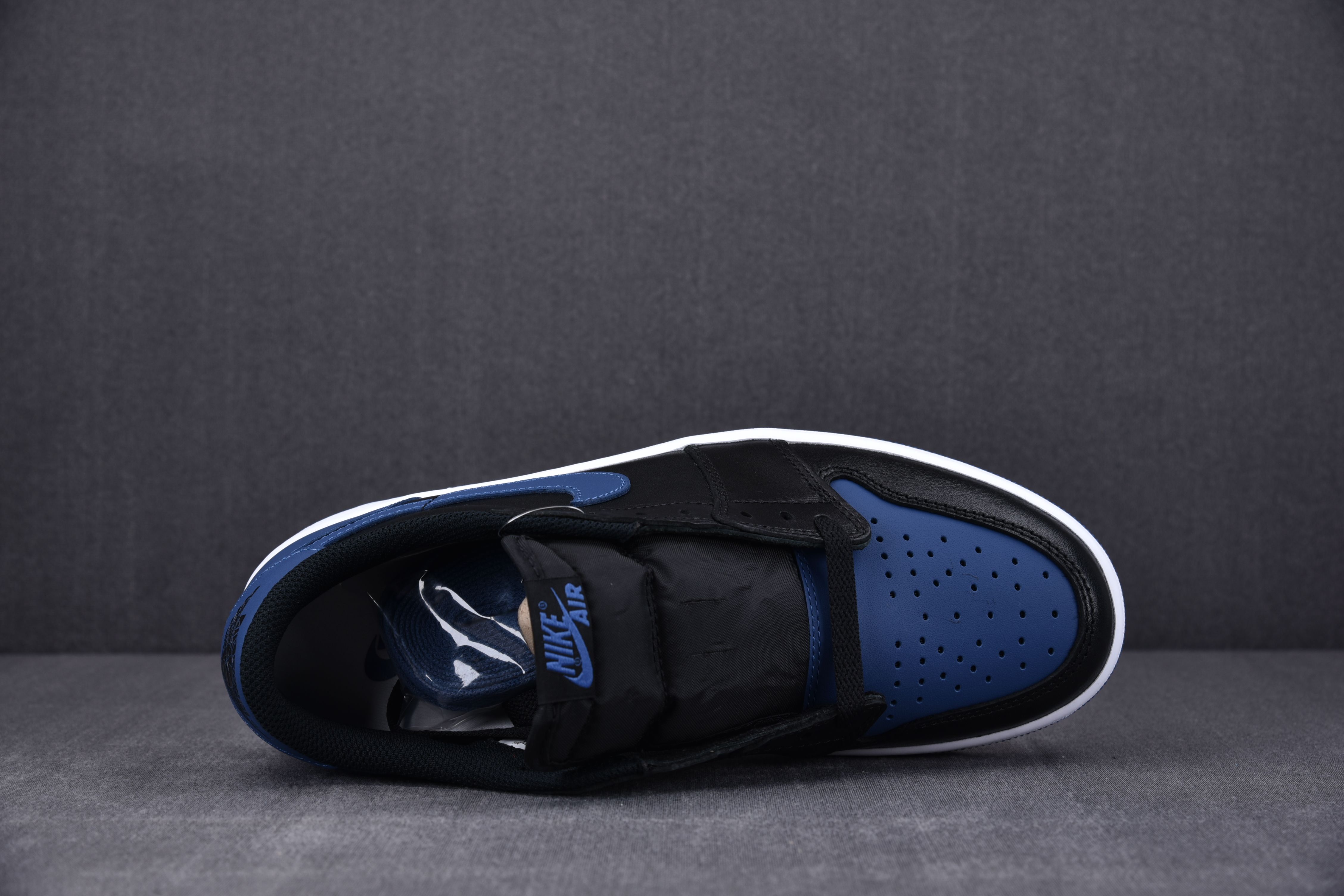 Jordan 1 Retro Low OG Mystic Navy