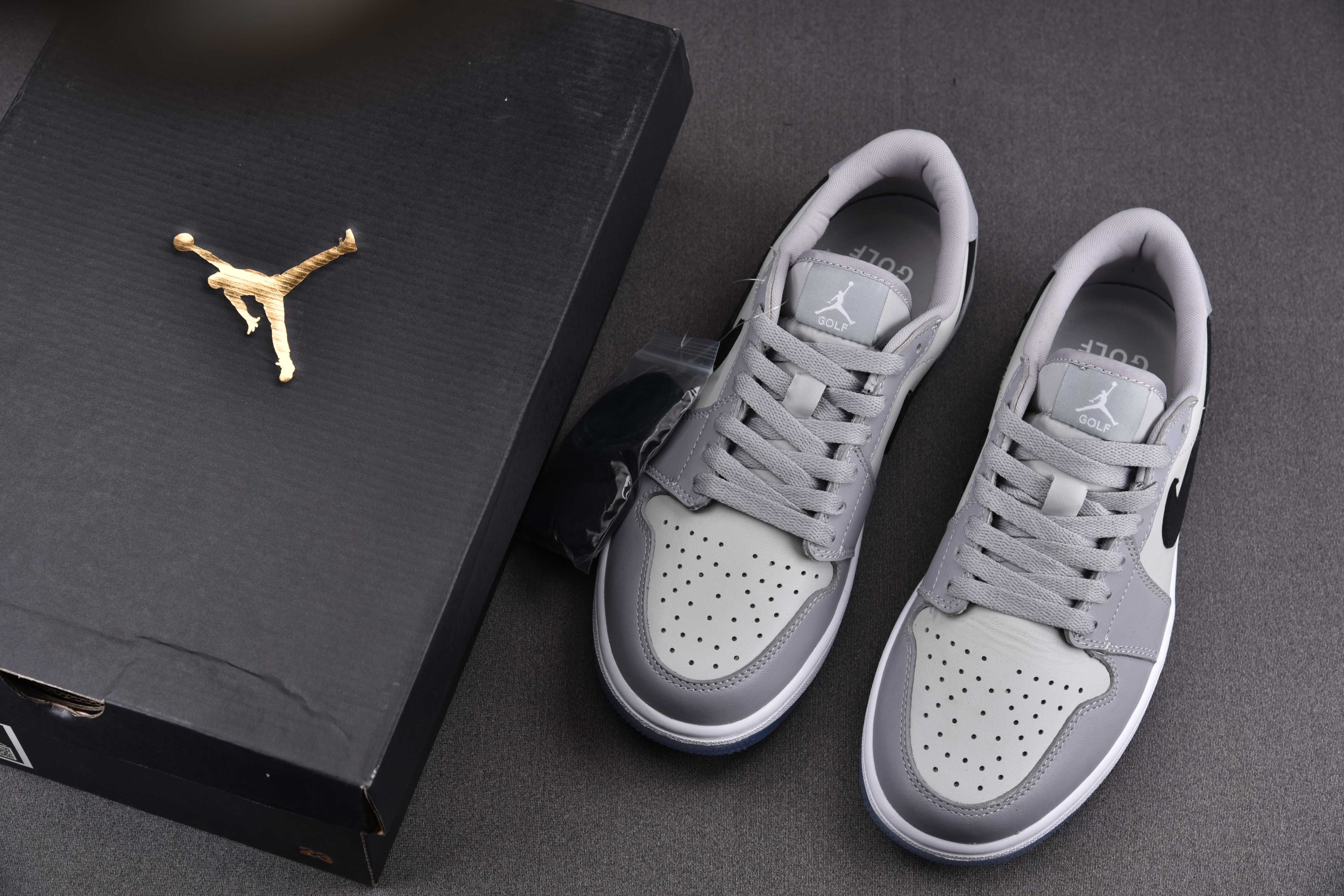 Jordan 1 Retro Low Golf Wolf Grey
