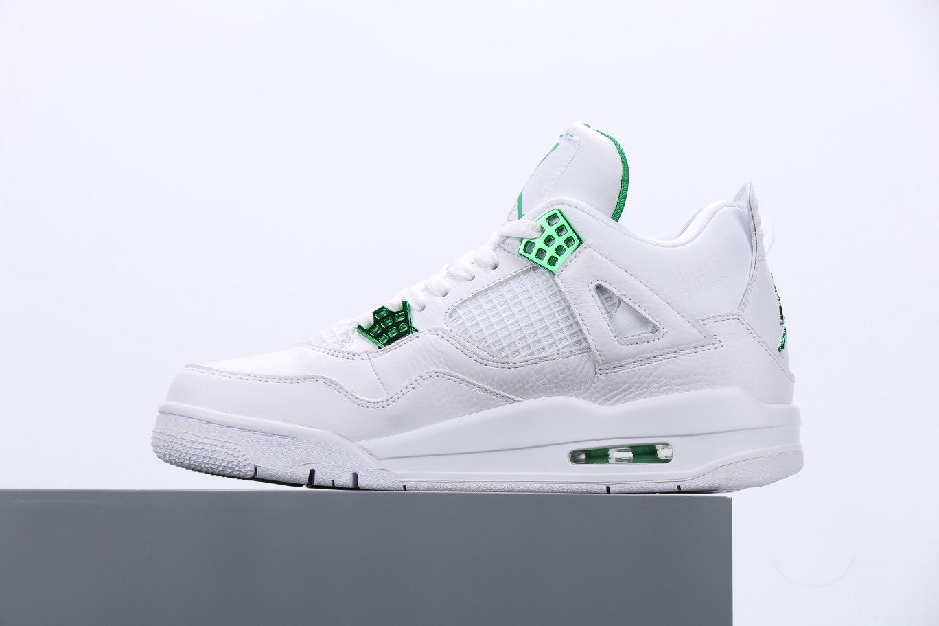 Jordan 4 Retro Metallic Green