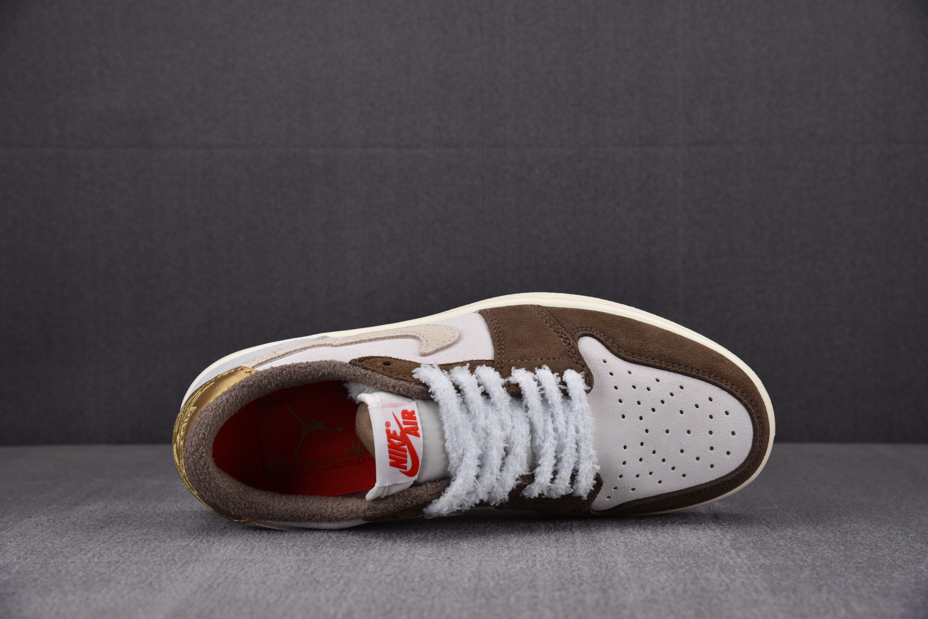 Jordan 1 Retro Low OG Year of the Rabbit