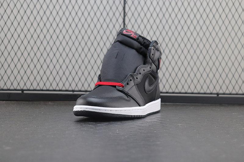 Air Jordan 1 Retro High OG “Black Satin/Gym Red”