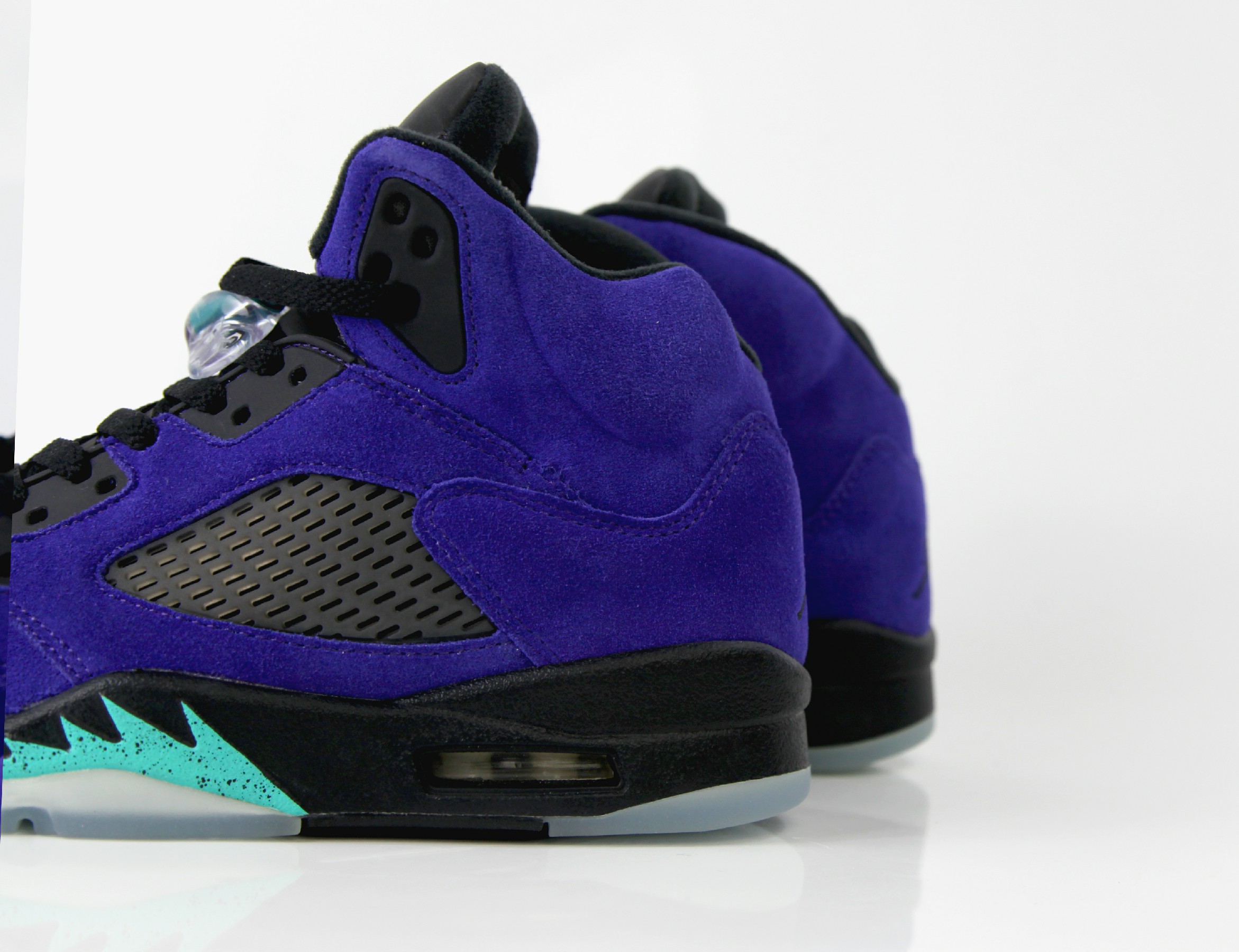 Jordan 5 Retro Alternate Grape