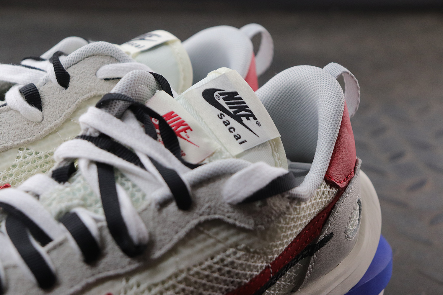 Nike VaporWaffle Sacai Sport Fuchsia