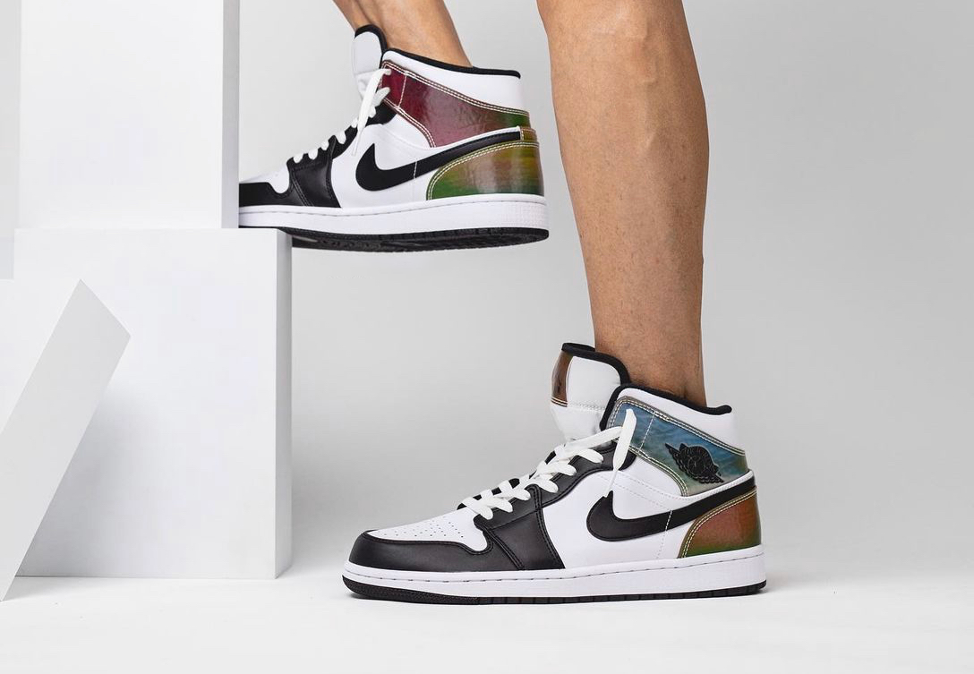 Jordan 1 Mid Heat Reactive