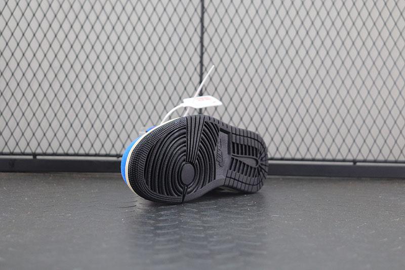 Jordan 1 Mid SE Fearless Blue the Great