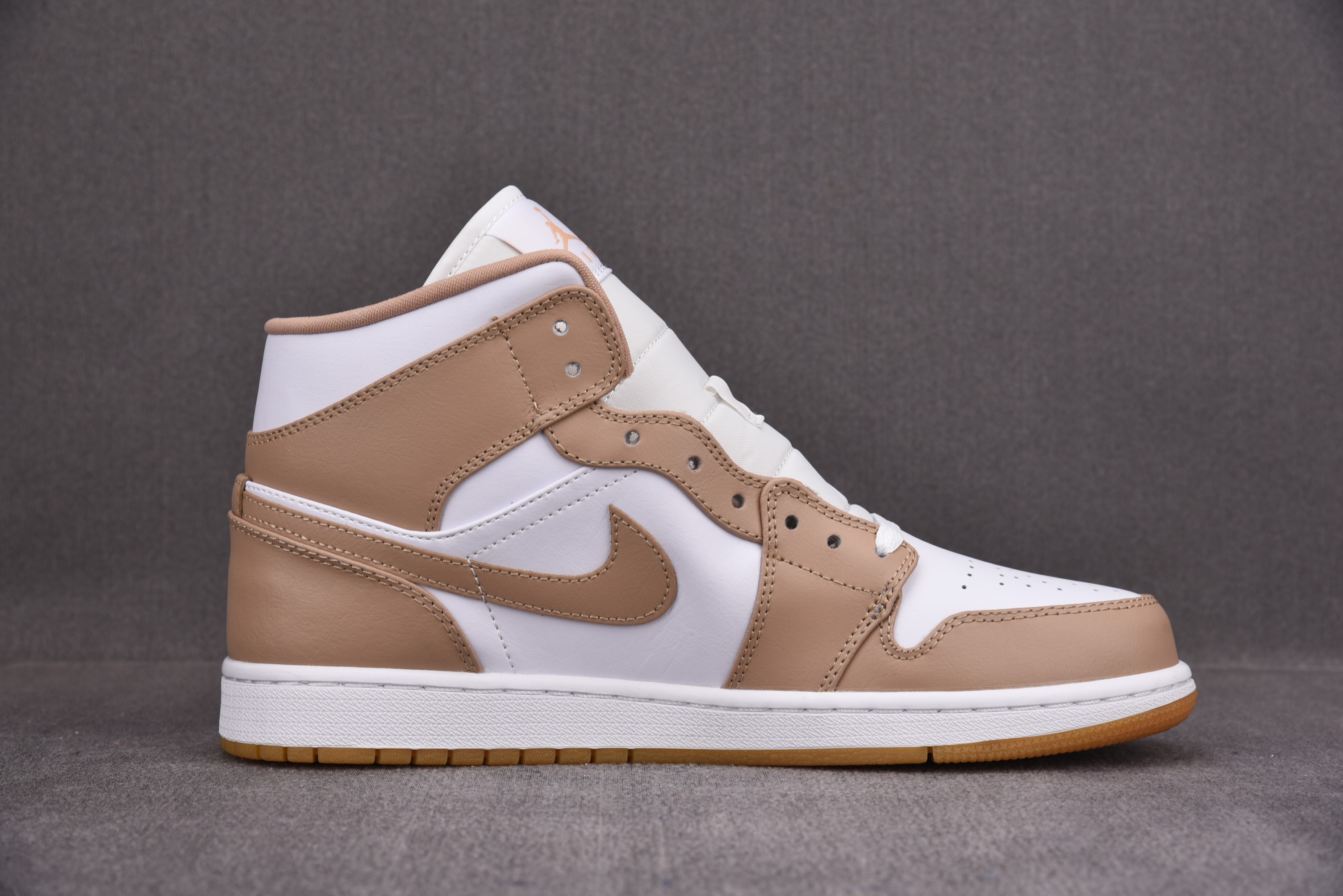 Jordan 1 Mid Tan Gum