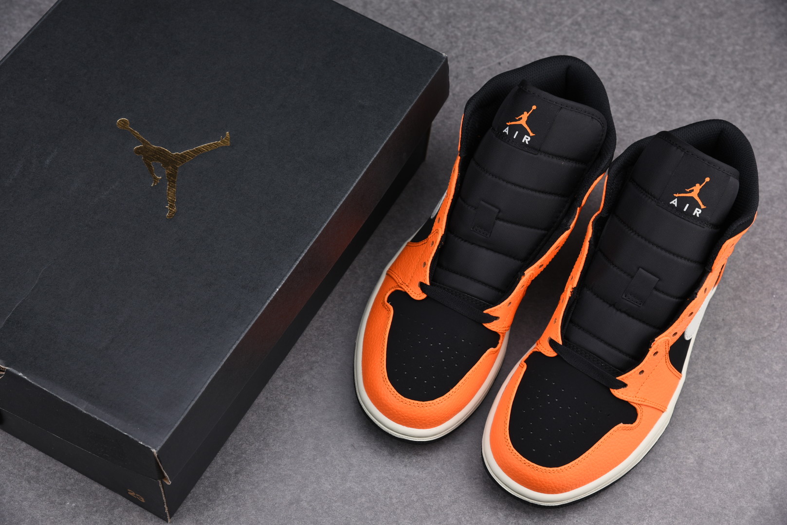 Jordan 1 Mid Black Cone