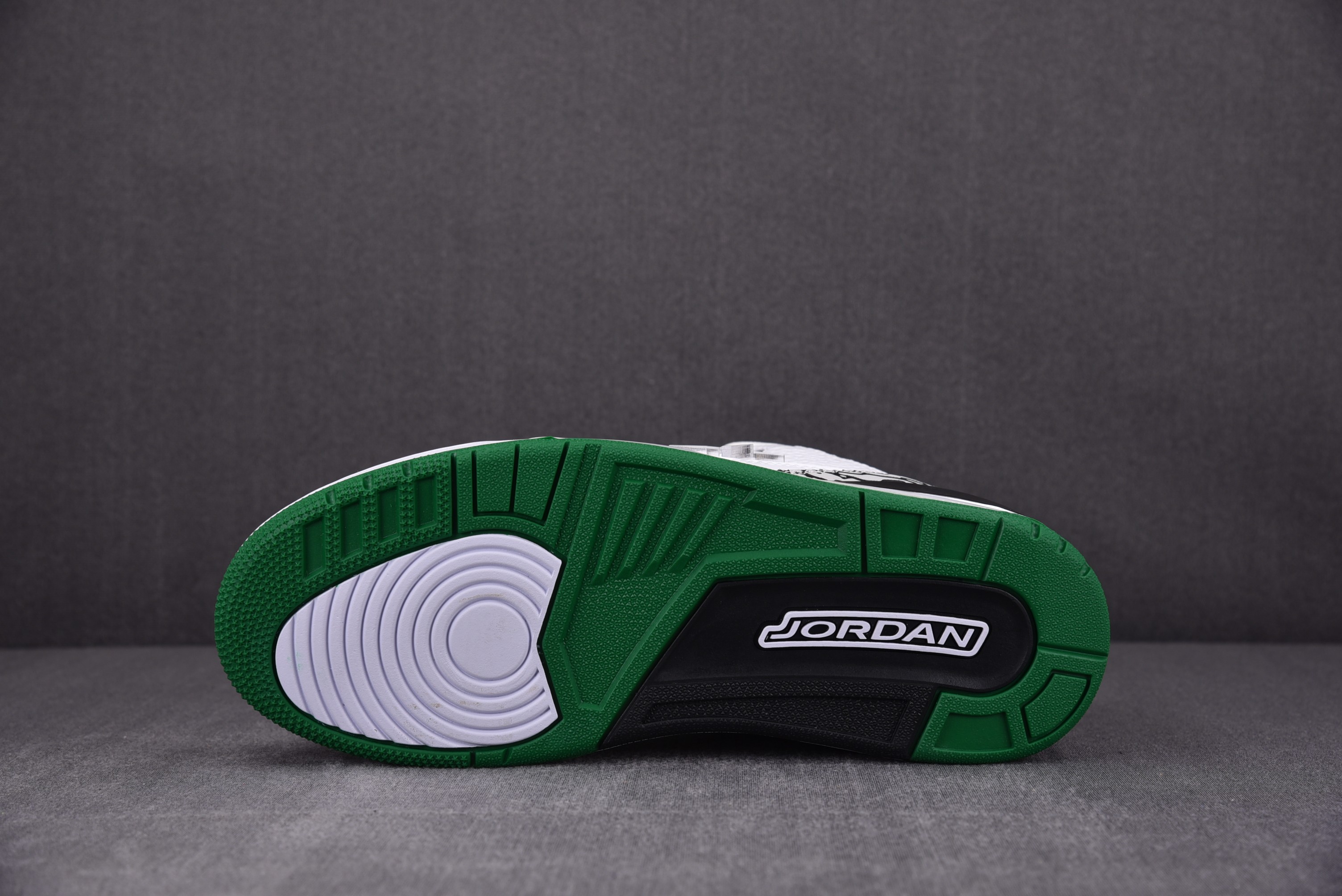 Jordan 3 Retro Oregon Ducks Pit Crew White