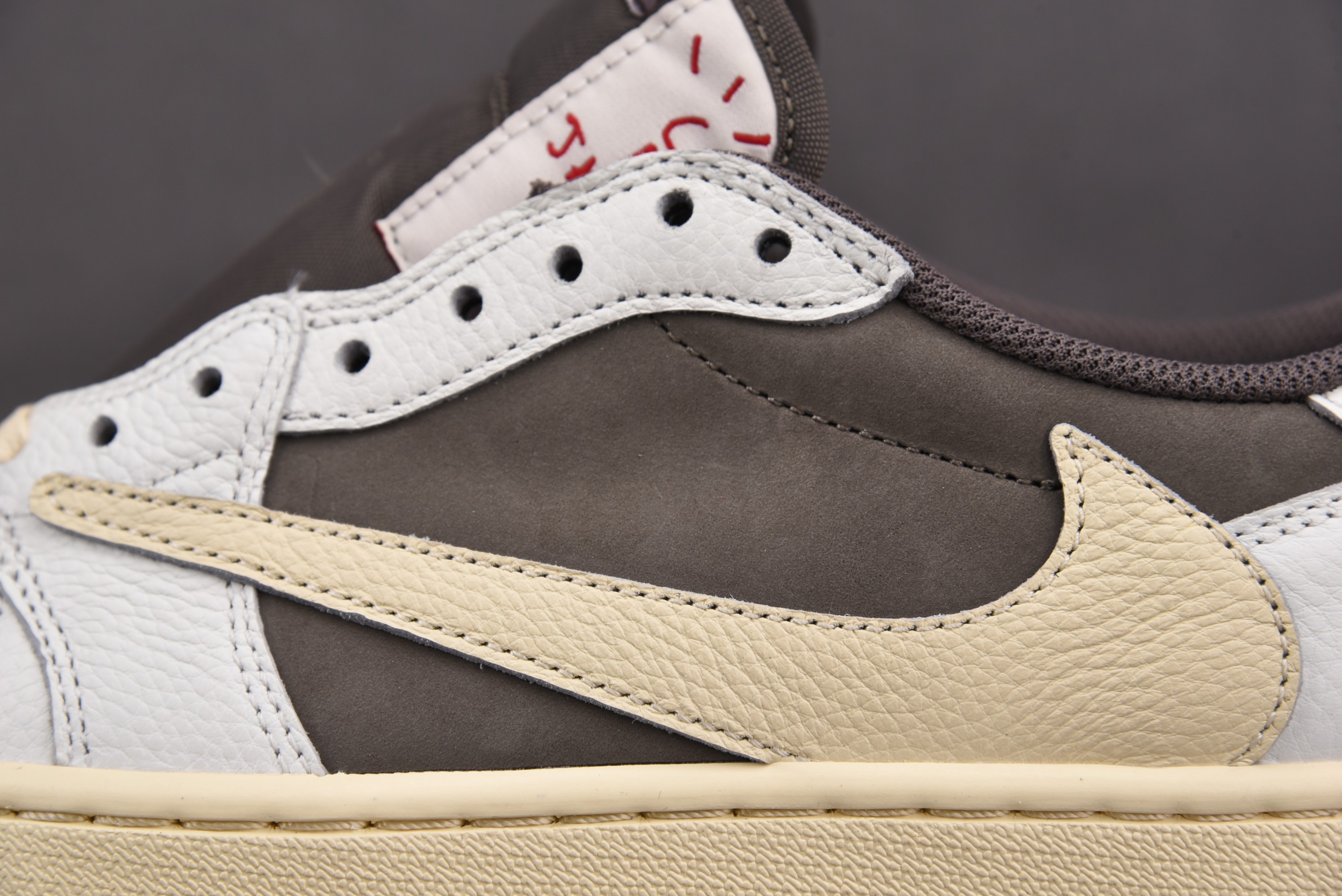 Jordan 1 Retro Low OG SP Travis Scott Reverse Mocha