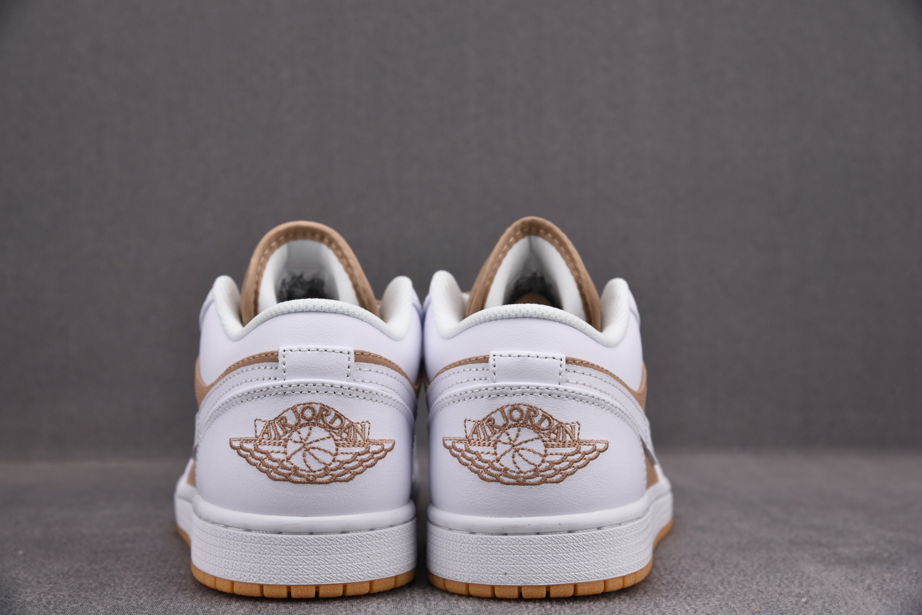 Jordan 1 Low Hemp White