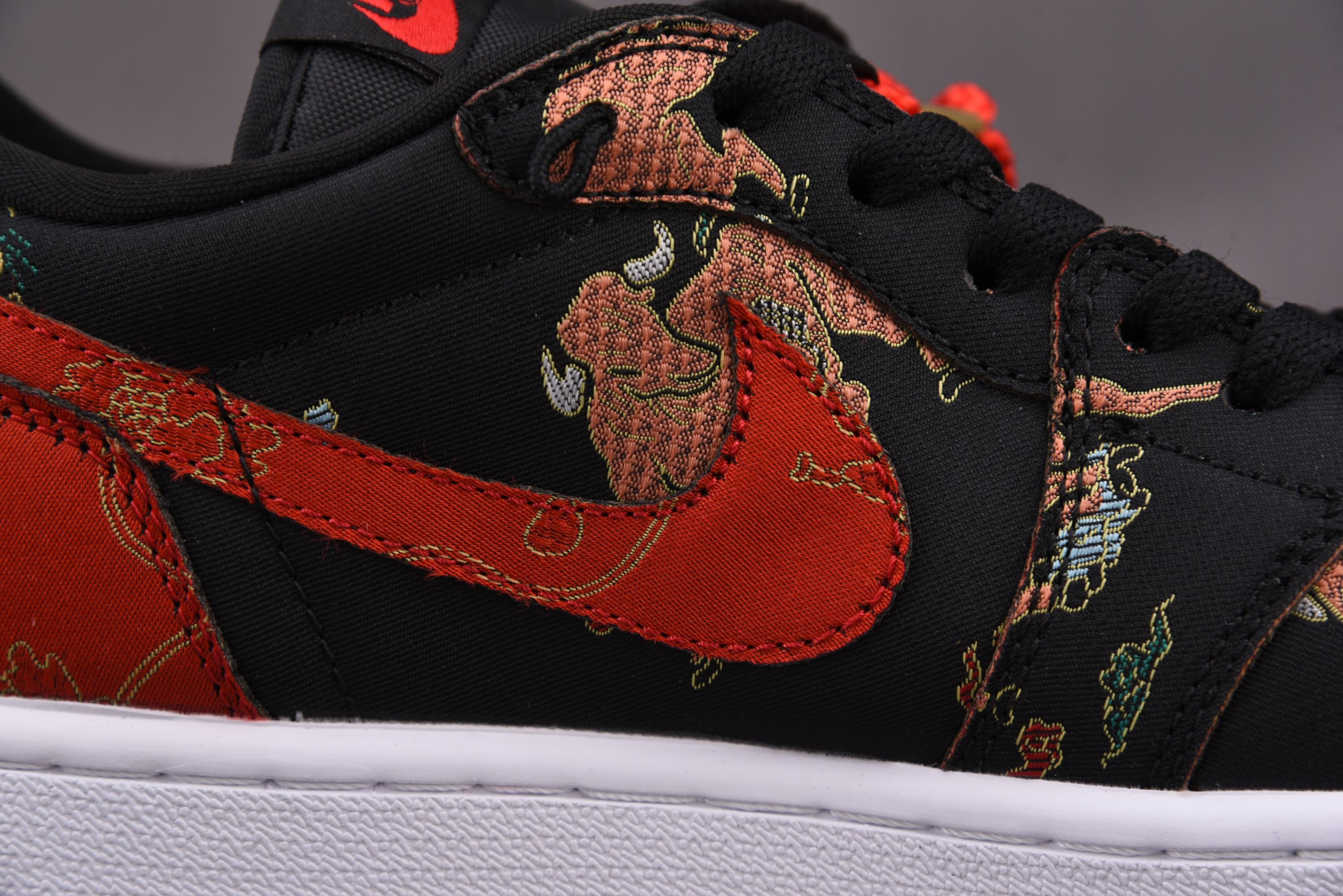 Jordan 1 Low OG Chinese New Year