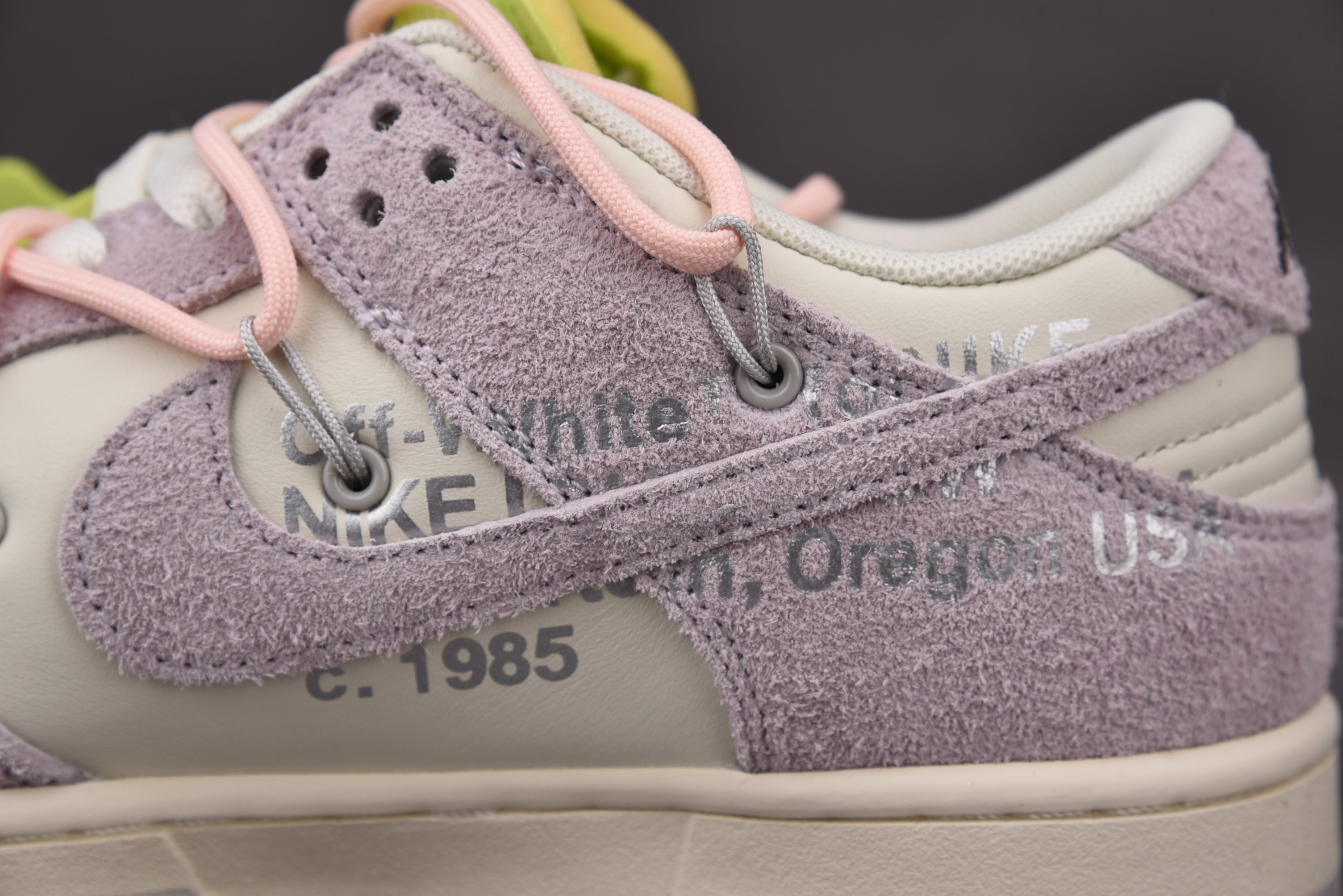 Nike Dunk Low   Lot 12