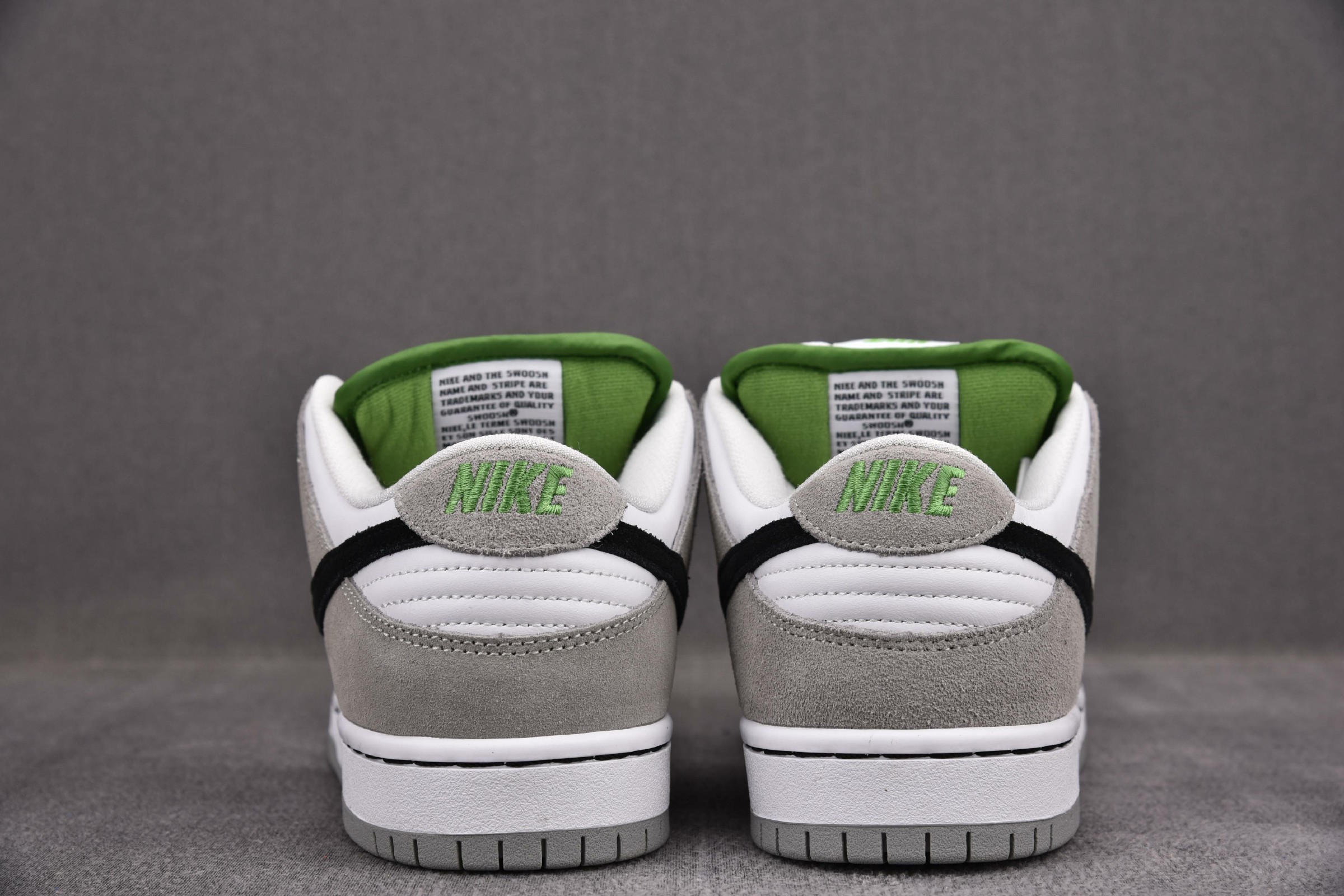 Nike SB Dunk Low Chlorophyll