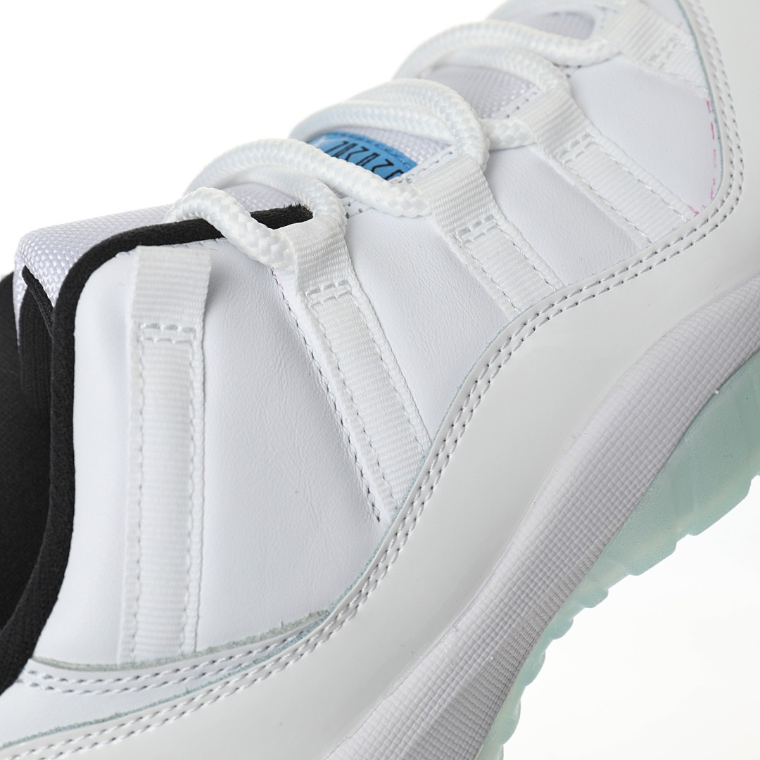 Jordan 11 Retro Low Legend Blue