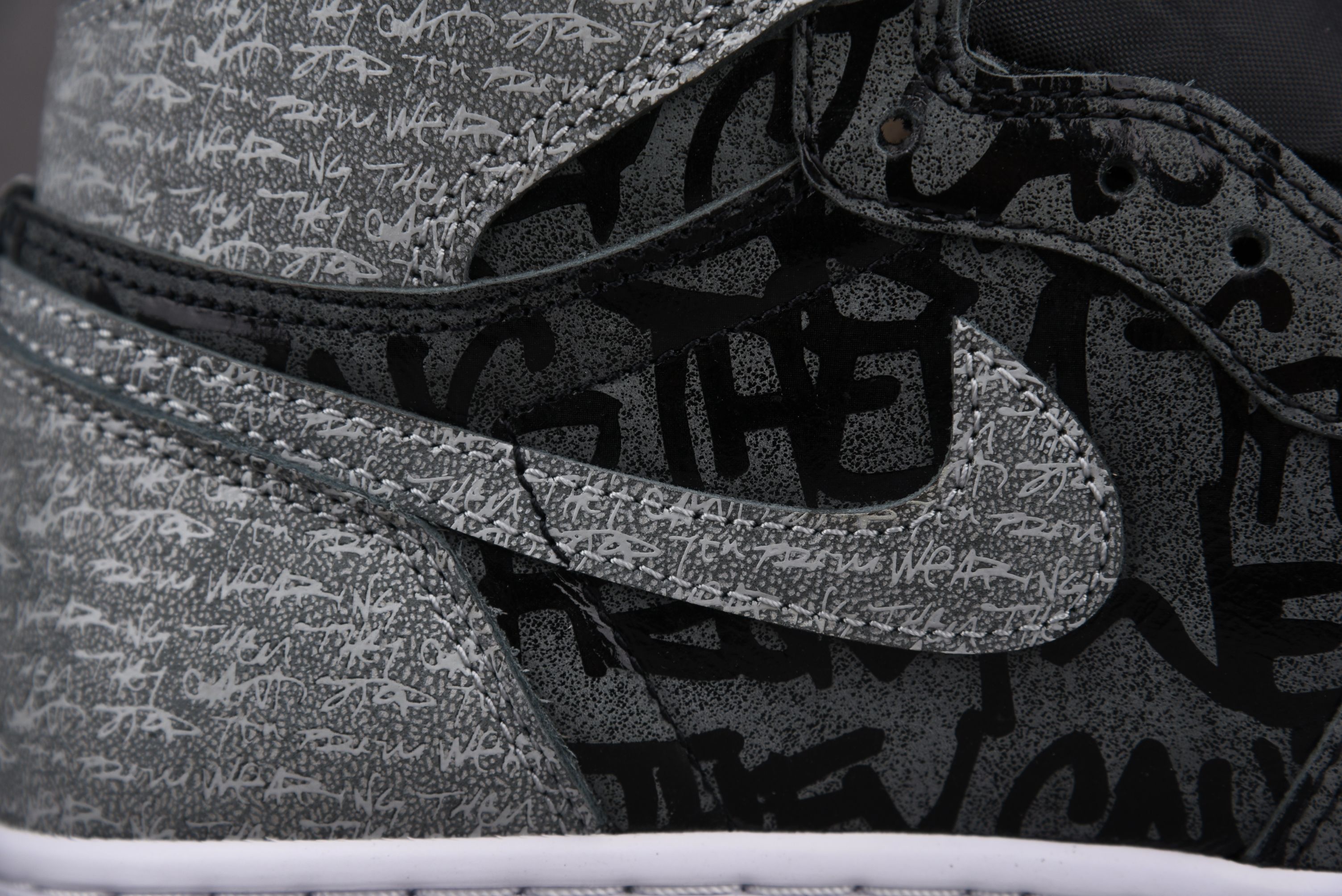 Jordan 1 Retro High OG Rebellionaire